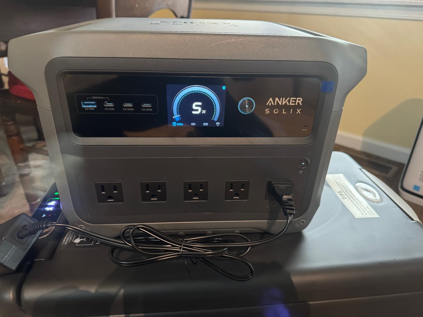 Anker SOLIX C1000 Gen 2 Portable Power Station, 2,000W (Peak 3,000W) Solar Generator, Full Charge in 49 Min, 1,024Wh LiFePO4 Battery for Home Backup, Power Outages, and Camping (Optional Solar Panel) customer photo 1