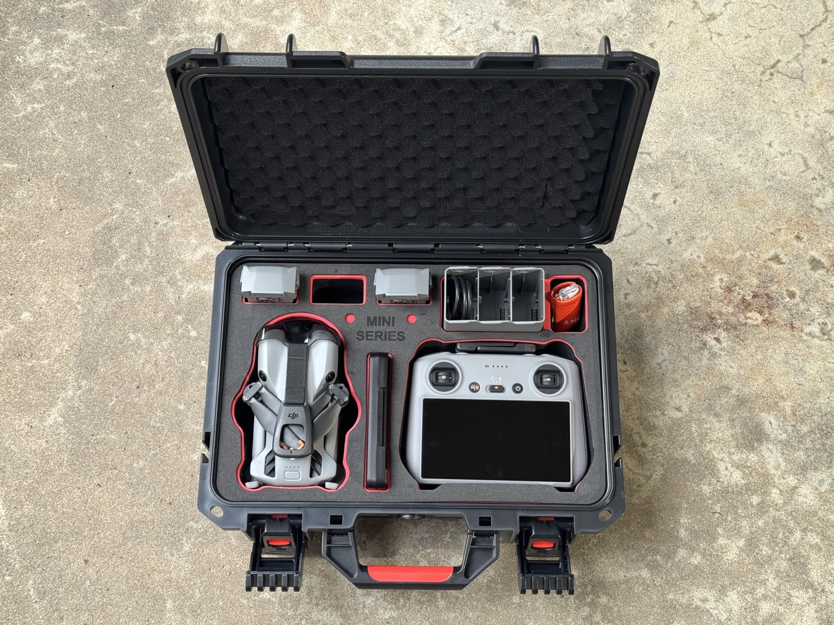 STARTRC Waterproof Hard Case for DJI Mini 5 Pro Drone, Fly More Combo, RC2/RC-N3, Batteries(7 pcs), Charging Hub, 65W Charger, Filter Set & More Accessories customer photo 1