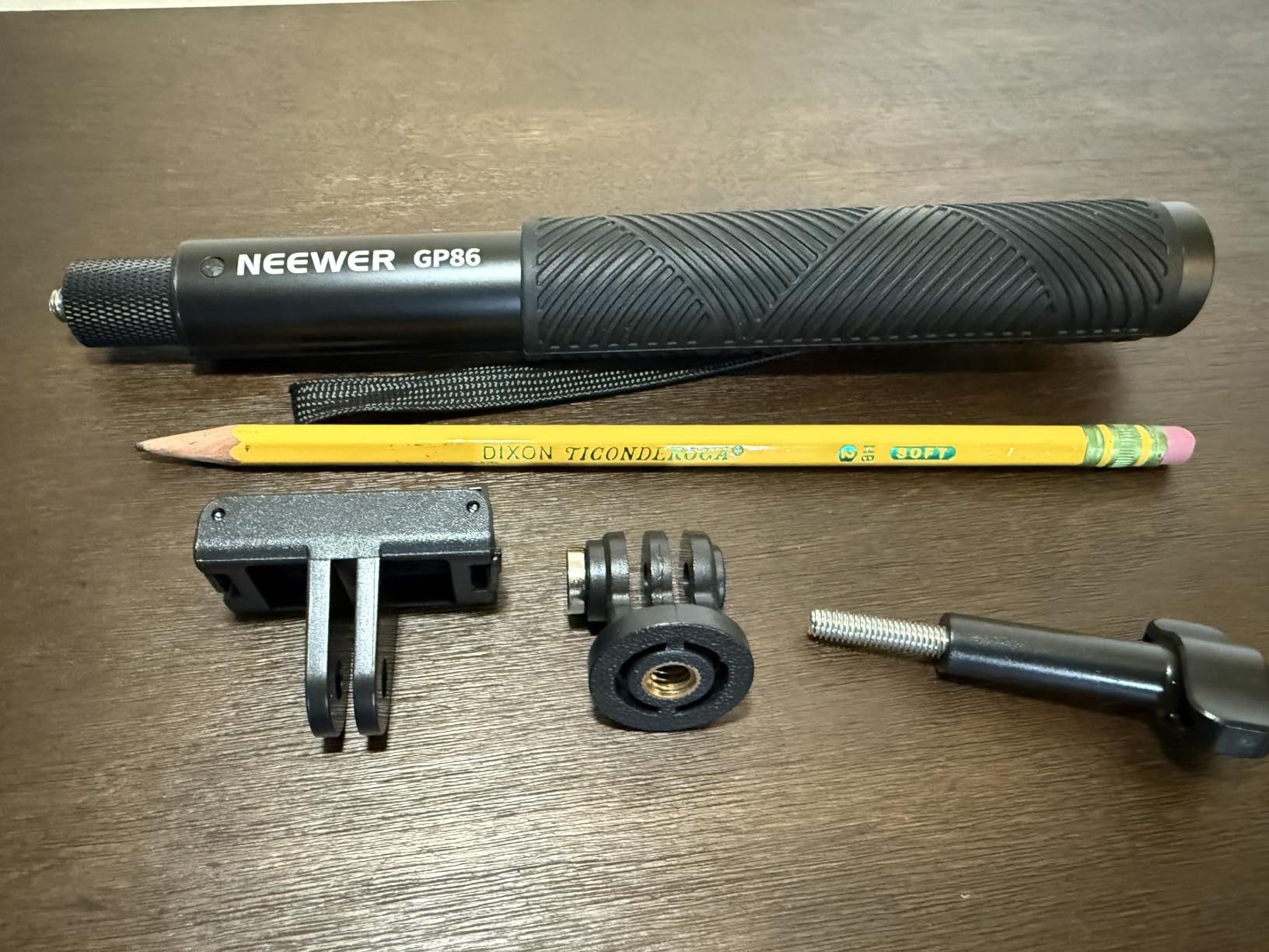 NEEWER Extension Rod Kit Compatible with DJI OSMO Action 5 Pro 4 3 GoPro Insta360 AKASO, 27.8