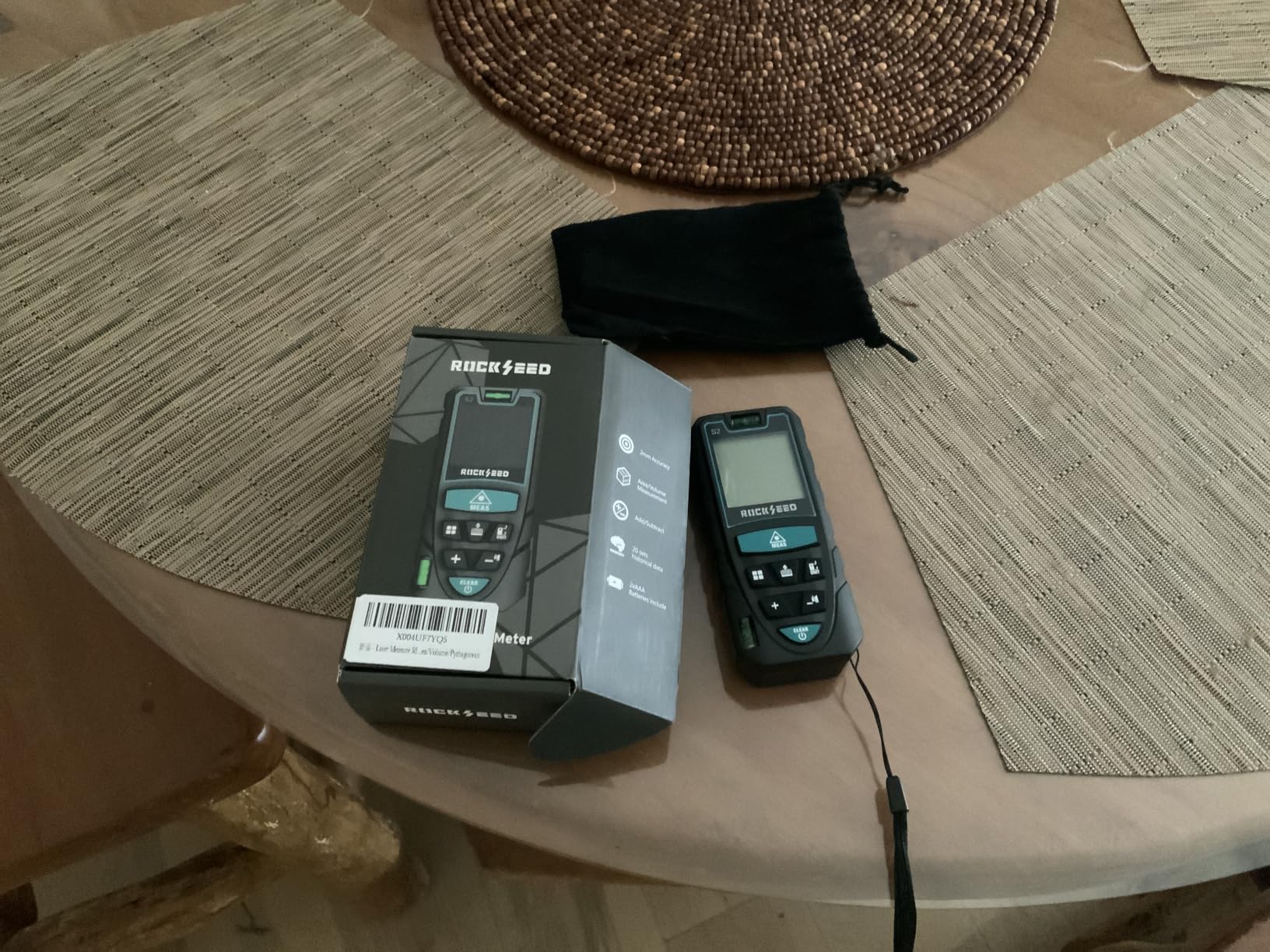 Laser Measure, RockSeed Digital Laser Distance Meter with 2 Bubble Levels,Portable M/in/Ft Unit Switching Backlit LCD and Measuring Distance/Area/Volume/Pythagorean customer photo 2
