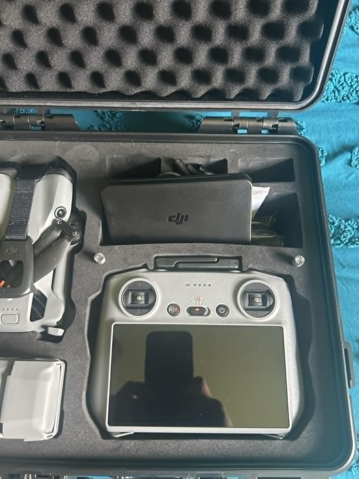 Lekufee Waterproof Hard Carrying Case for DJI Mini 5 Pro Drone, Fly More Combo, DJI RC 2/RC N3, Battery(6 pcs), Charging Hub, and other Accessories (Case Only) customer photo 1