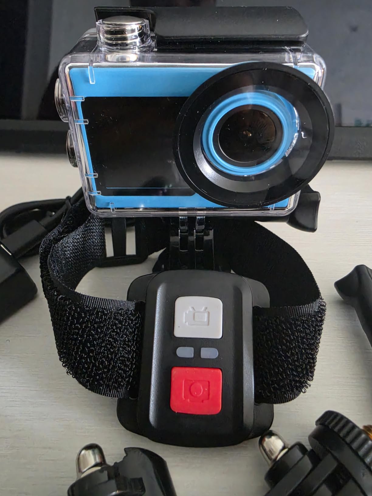 icefox Action Camera 4K 60FPS 20MP with 2X 2150mAh Batteries, Underwater Camera with 5X Zoom, EIS, Powered by Snappro App,Support Video&Photo Editing,Waterproof, WiFi Remote Control customer photo 2