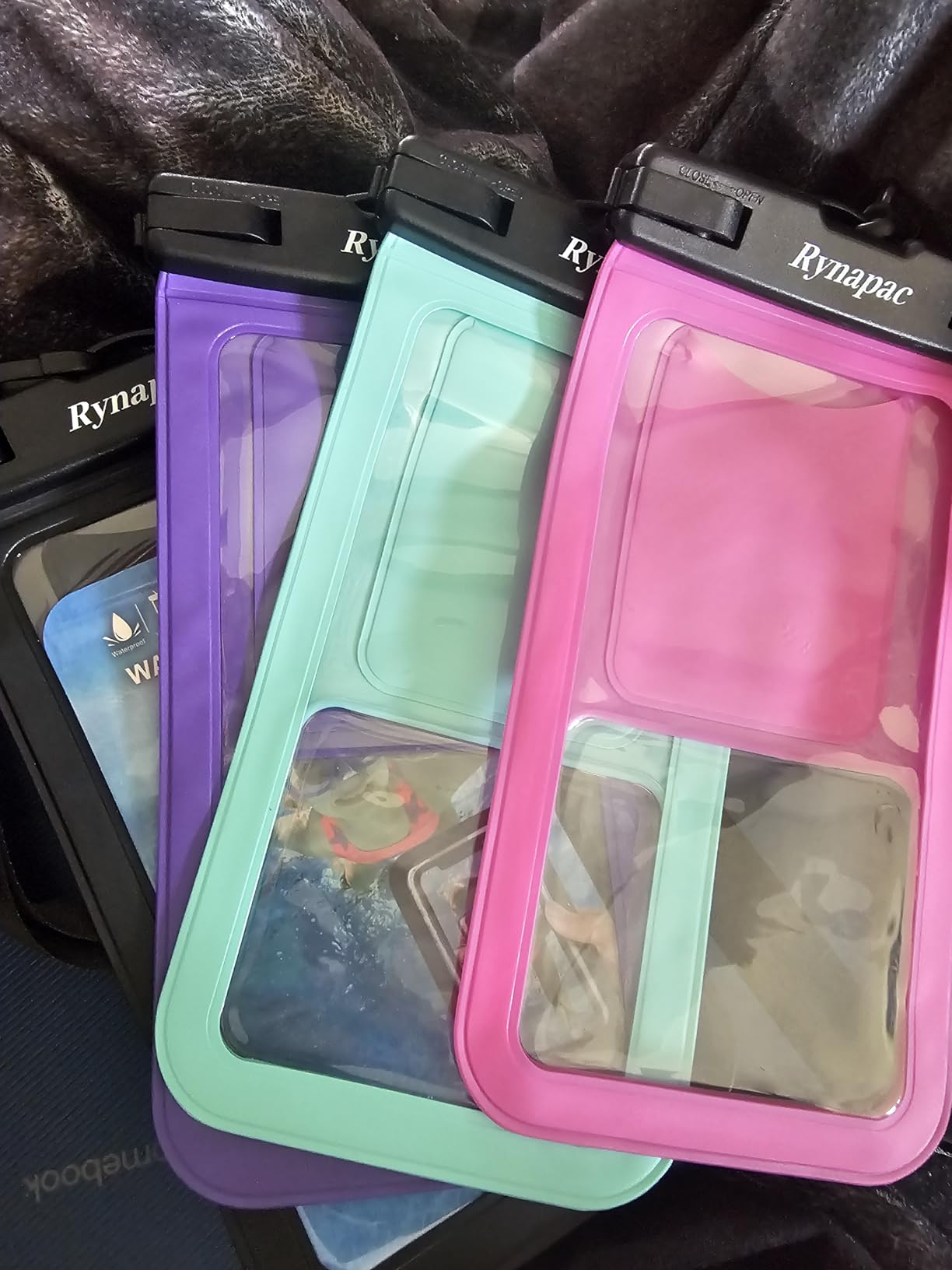 Rynapac Waterproof Phone Pouch [Up to 8.5