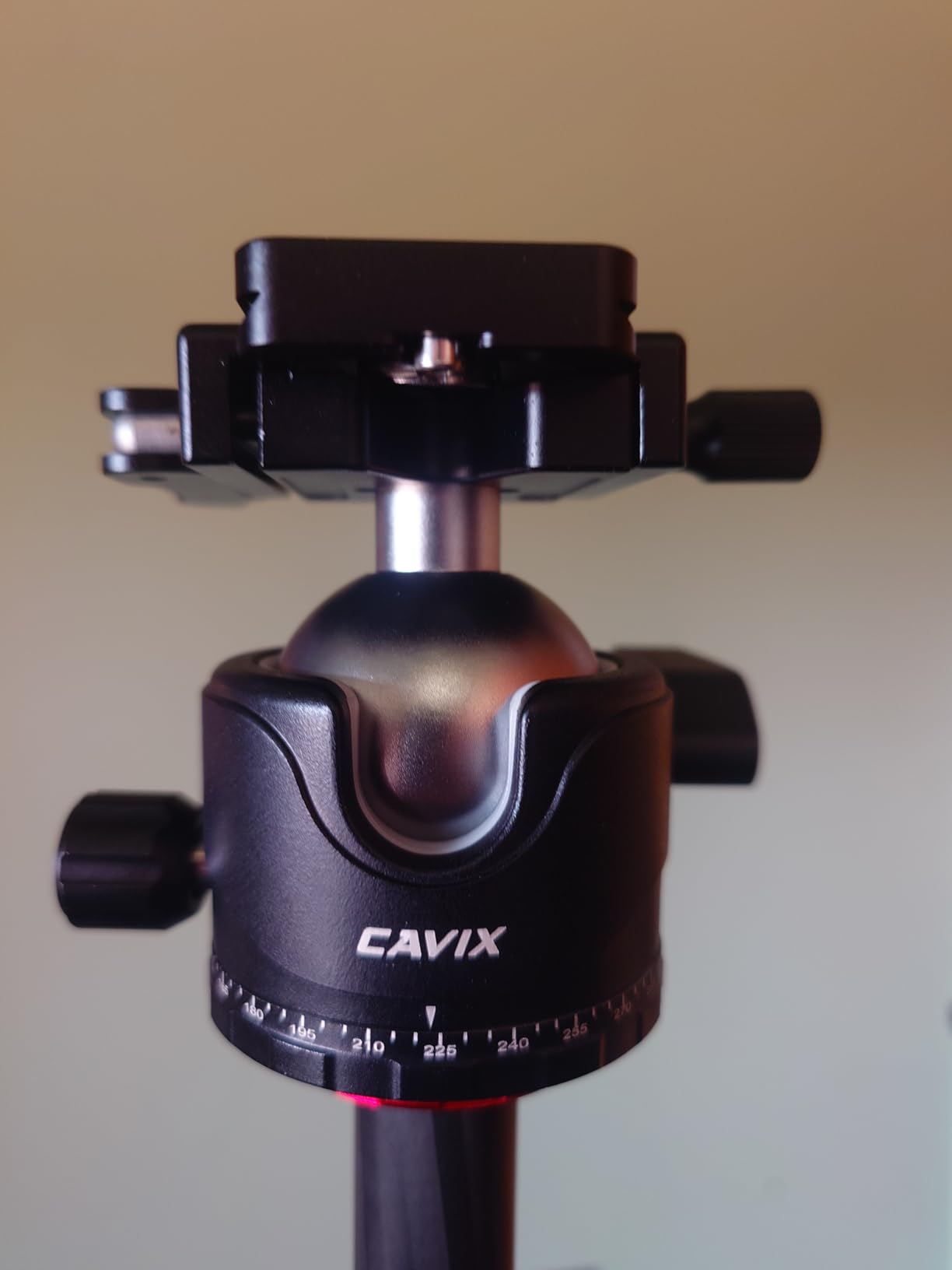 CAVIX 36mm Tripod Ball Head with Lever Release, Low Profile Heavy Duty Ball Head Mount with Arca Swiss Quick Release Plate, Max Load 33lb/15kg (H-36F) customer photo 2