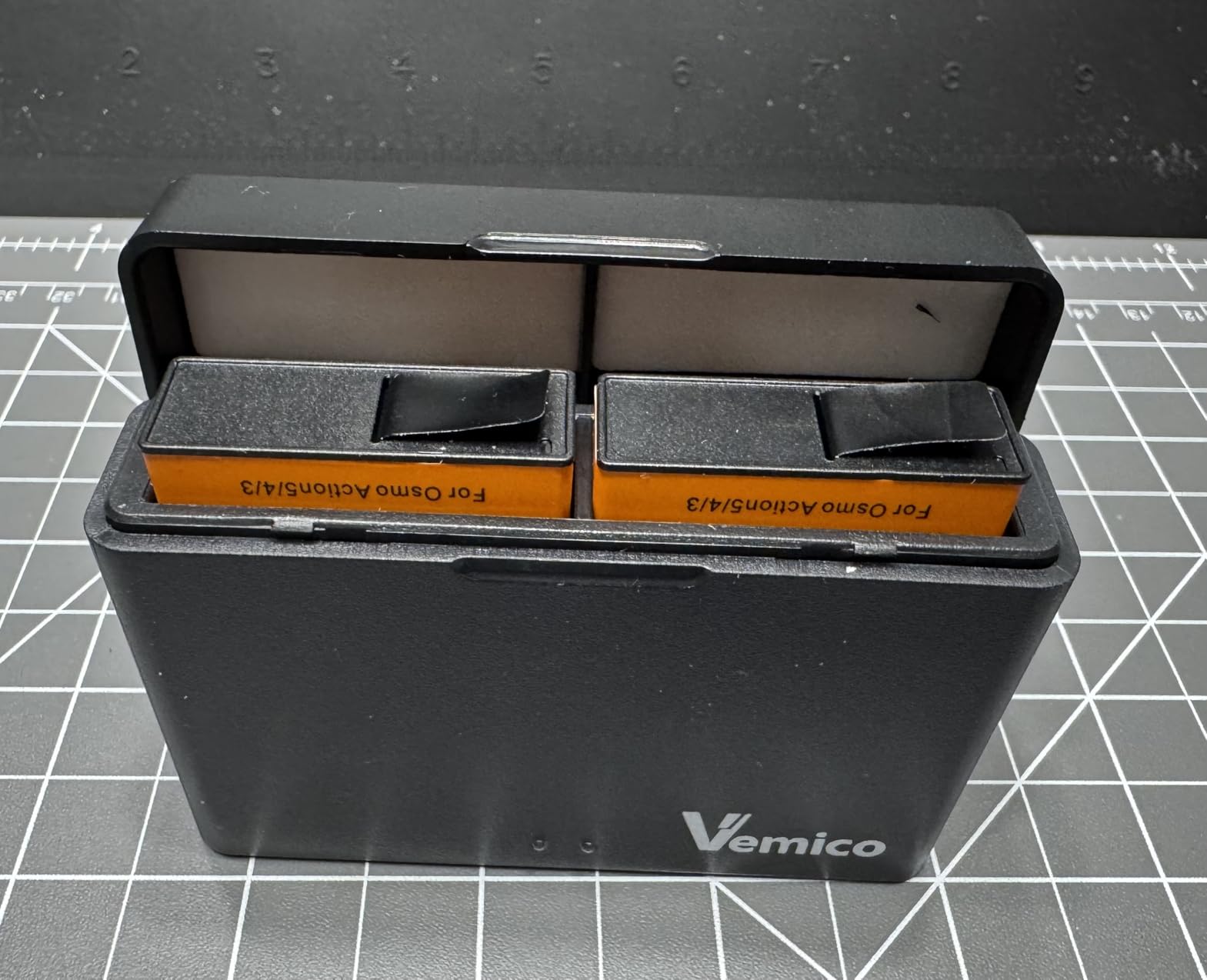 Vemico Osmo Action 6 Battery Charger Kit 2x2100mAh Batteries and Charger | Compatible with DJI OSMO 360 and Action 6 / Action 5 Pro / Action 4 / Action 3 Camera customer photo 2