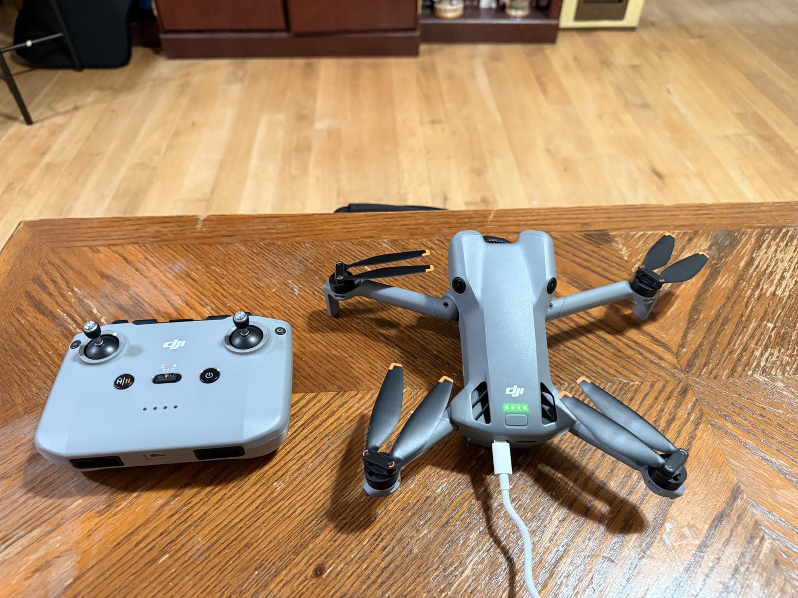 DJI Mini 5 Pro with RC-N3 Remote, Ultra-Light & Foldable 4K Drone with Camera, 1-Inch CMOS, Omnidirectional Obstacle Sensing, ActiveTrack 360, 20km Transmission customer photo 1