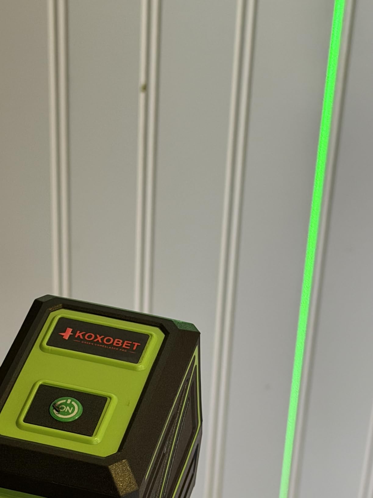 Laser Level with Tripod, 100Ft Green Cross Line Rotary Laser Tool | Rotatable 360 Degree, Manual Self leveling and Pulse Mode,IP54 Waterproof & Battery for Indoor/Outdoor Use customer photo 2