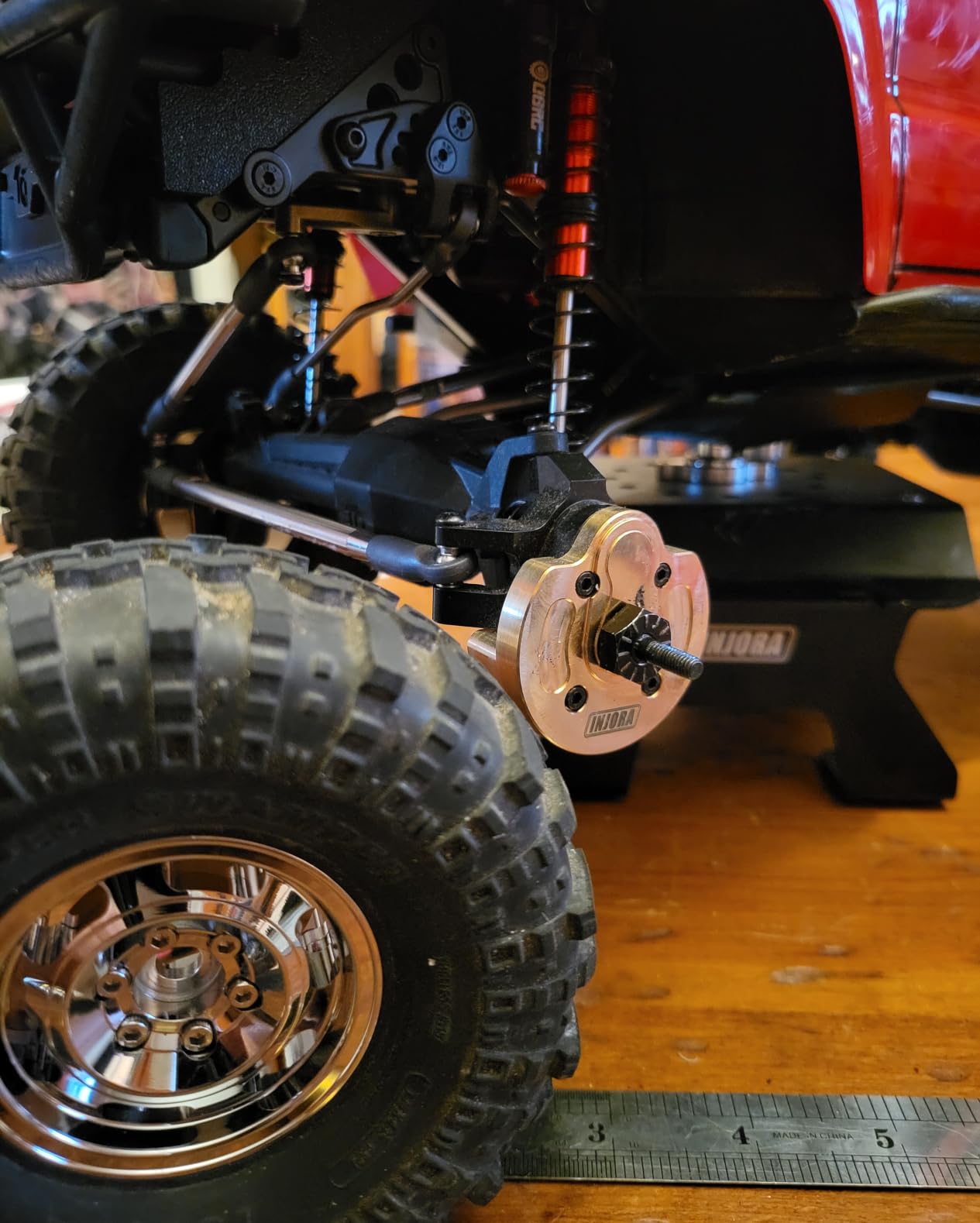 Axial SCX10 III 1987 Toyota SR5 4X4 RC Truck 1/10, RTR, Red | Brushed Rock Crawler, AXI-2062T2, Lipo Battery and Charger Not Included customer photo 2