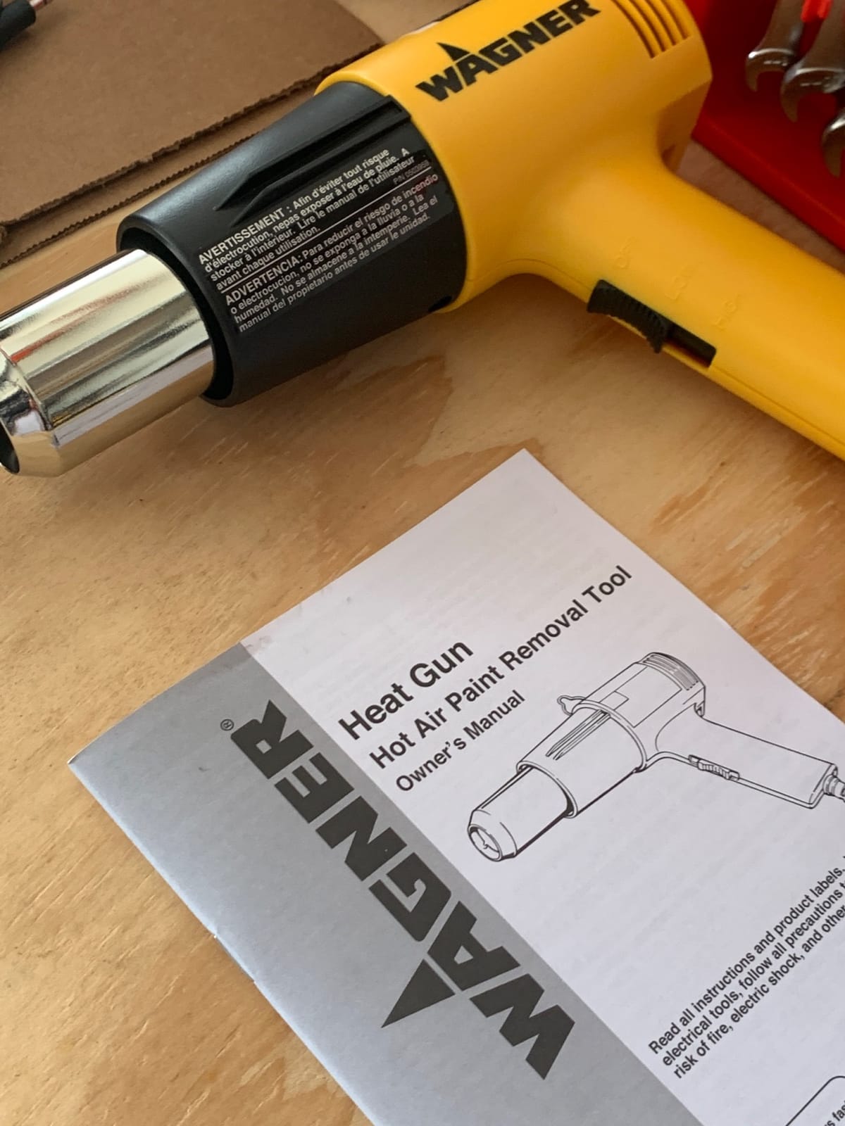 Wagner Spraytech 0503008 HT1000 Heat Gun, 2 Temp Settings 750°F & 1000°F, Great for Soften Paint, Caulking, Adhesive, Putty Removal, Shrink Wrap, Bend Plastic Pipes, Loosen Rusted Nuts Bolts, Yellow customer photo 2