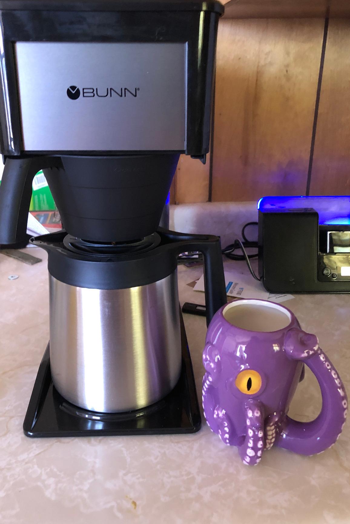 BUNN BT Speed Brew 10-Cup Thermal Carafe Home Coffee Brewer, Black customer photo 1