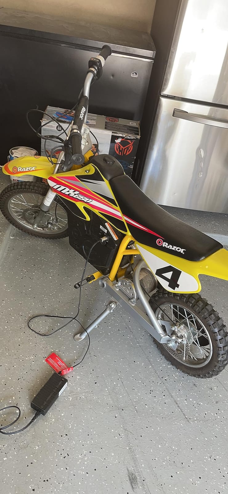 Razor MX650 Dirt Rocket Off-Road Motocross Bike - 36V Electric Ride-On, Up to 17 mph, Dual Suspension, Hand-Operated Dual Brakes, Twist Grip Throttle, Authentic Motocross Bike Geometry customer photo 2