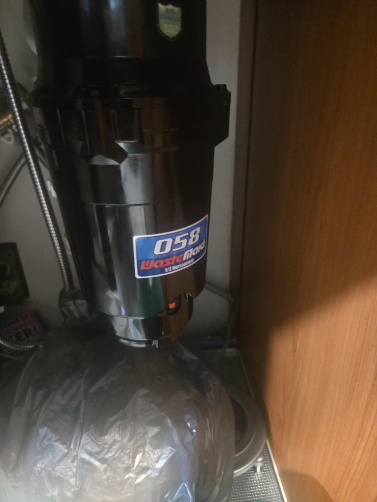 Waste Maid Garbage Disposal, Anti-Jam, Continuous Feed, 1/2 HP Economy | Anti-Jam Stainless Steel Food Waste Grinding System, Quiet Continuous Feed, Easy 3-Bolt Mount, 8-Yr Warranty 10-US-WM-058-3B customer photo 1