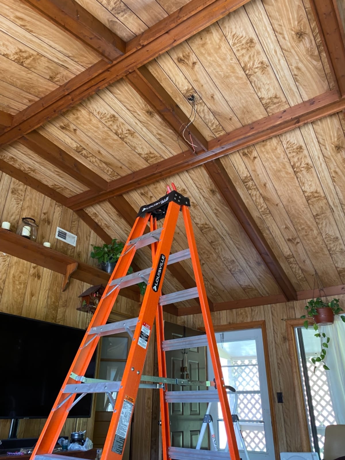 Louisville Ladder 6-Foot Fiberglass Step Ladder, 375-Pound Load Capacity, Type IAA, FS1406HD customer photo 1