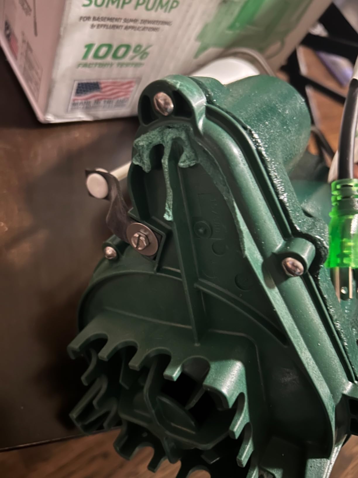 Zoeller M98 Flow-Mate Sump Pump - 1/2 HP - Cast Iron - LED Power Plug - High Flow - Vortex Impeller - Stainless Steel Hardware customer photo 1