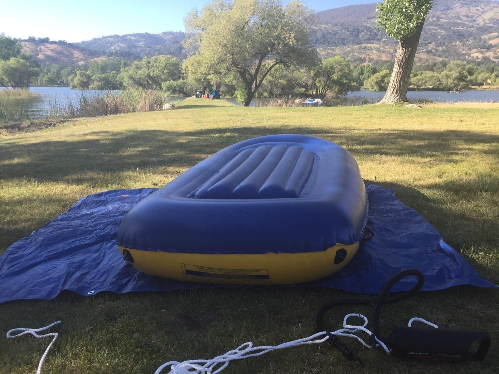 INTEX Challenger Inflatable Boat Set: Includes Deluxe 48in Boat Oars and High-Output Pump customer photo 1