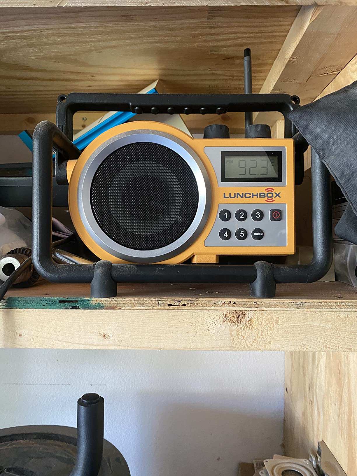 Sangean LB-100 Worksite AM/FM Utility Radio - Tough, Water Resistant customer photo 1