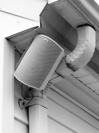 Polk Audio Atrium 4 Weatherproof Outdoor Speakers with Powerful Bass (Pair, Black), All-Weather Durability, Broad Sound Coverage, Speed-Lock Mounting System customer photo 2