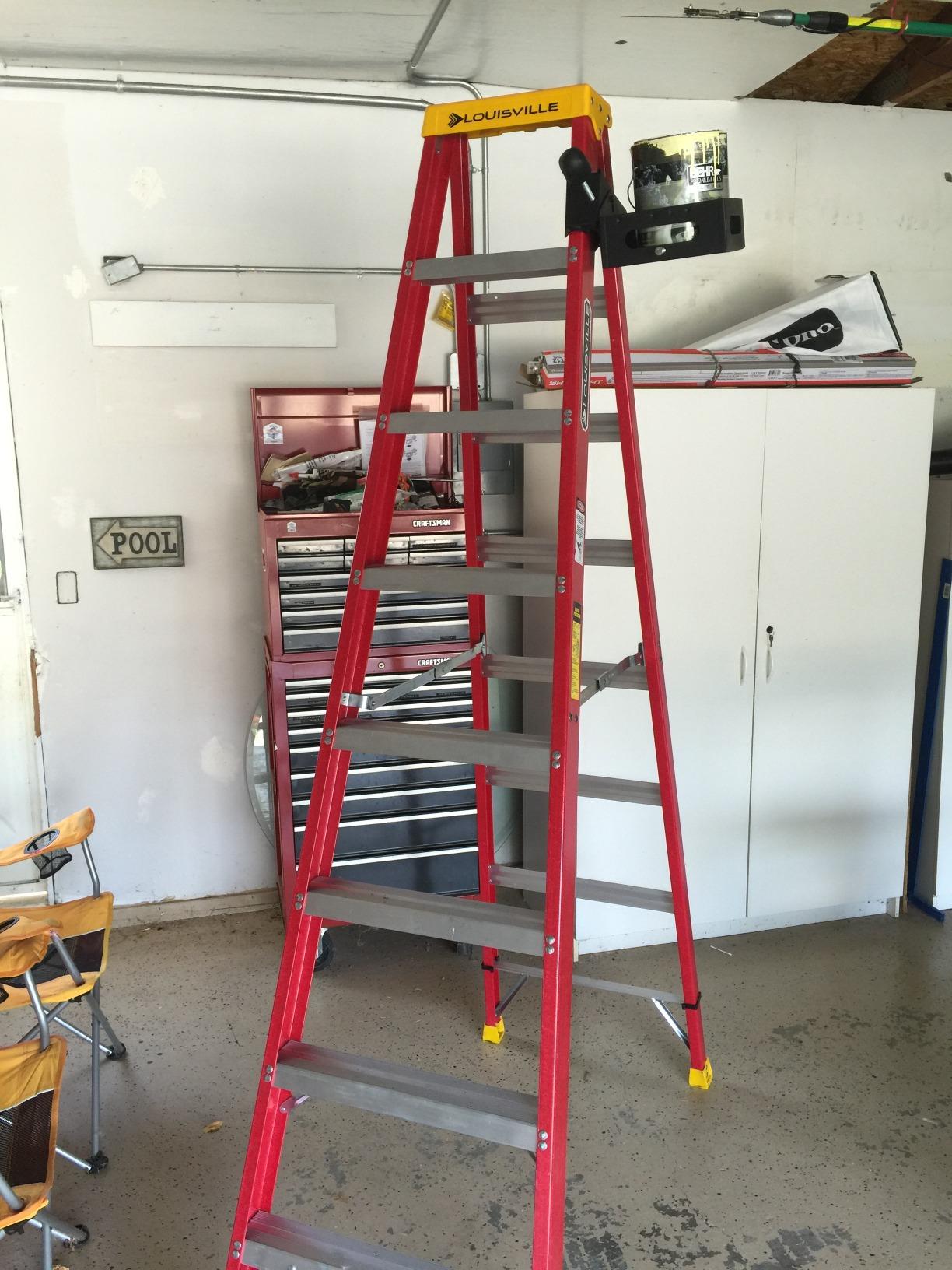 Louisville Ladder 4-Foot Fiberglass Step Ladder, 300-Pound Load Capacity, Type IA, L-3016-04 customer photo 1