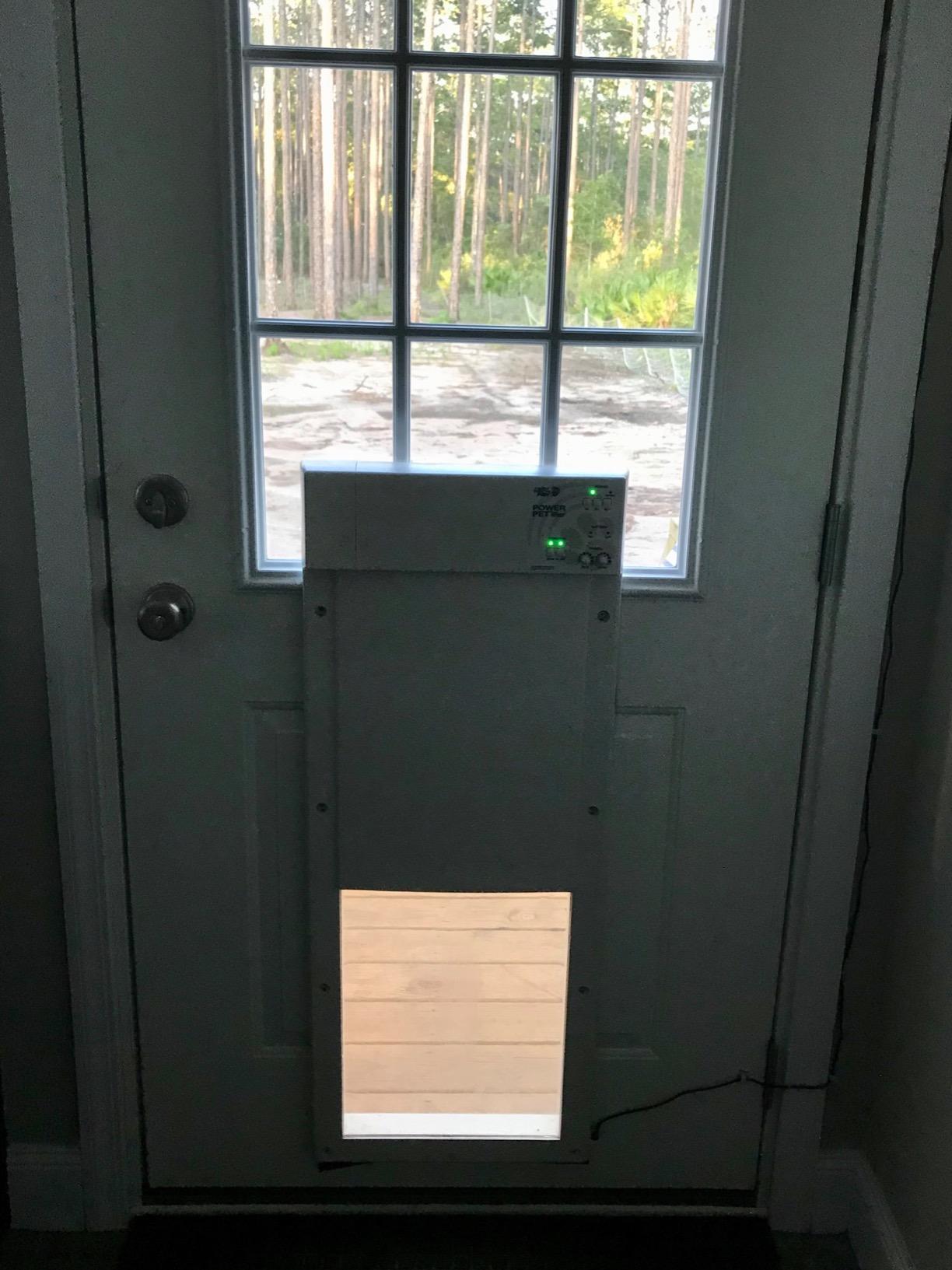 Genuine Power Pet Fully Automatic Pet Door from High Tech Pet Brand. Pet Collar Operated, 4 Way Access, Directional Sensing, Dead Bolt Lock, Air Tight, Quick, Quiet Operation, USA Customer Service customer photo 1