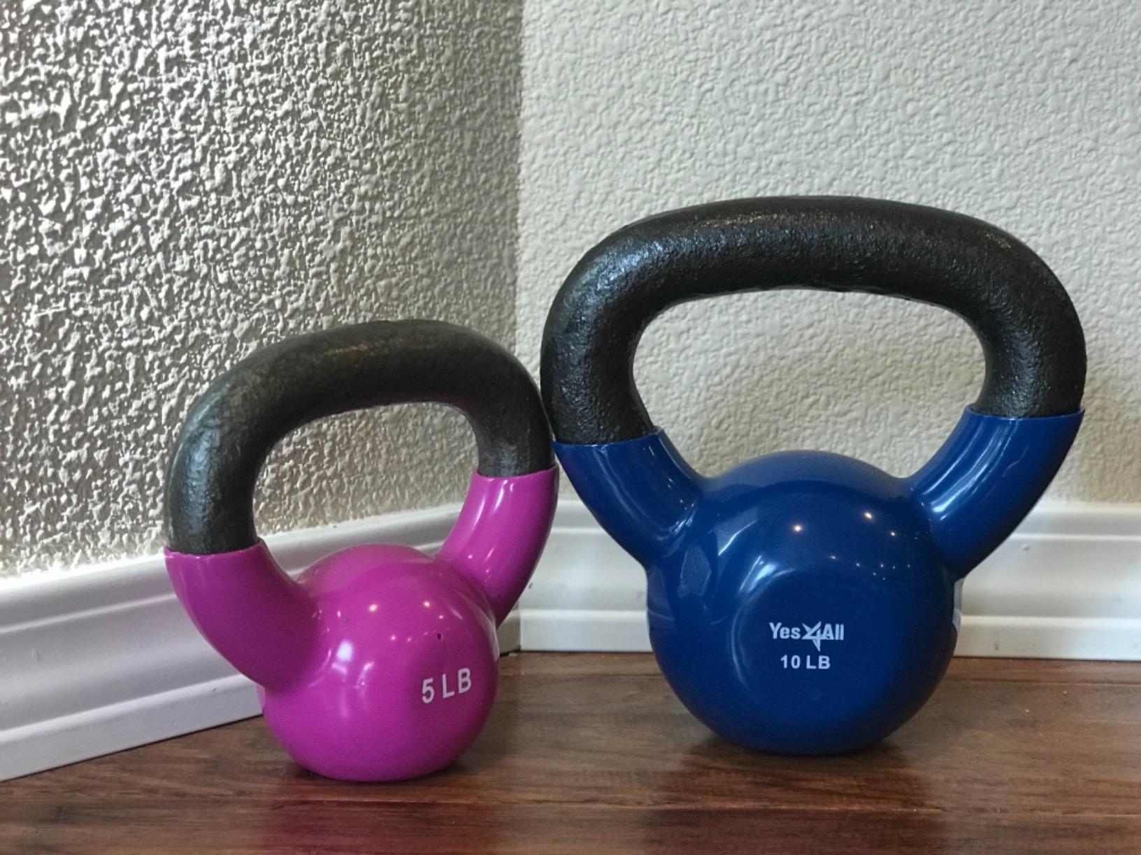 Sunny Health & Fitness Vinyl Coated Cast Iron Kettlebell 5-25 lb customer photo 2