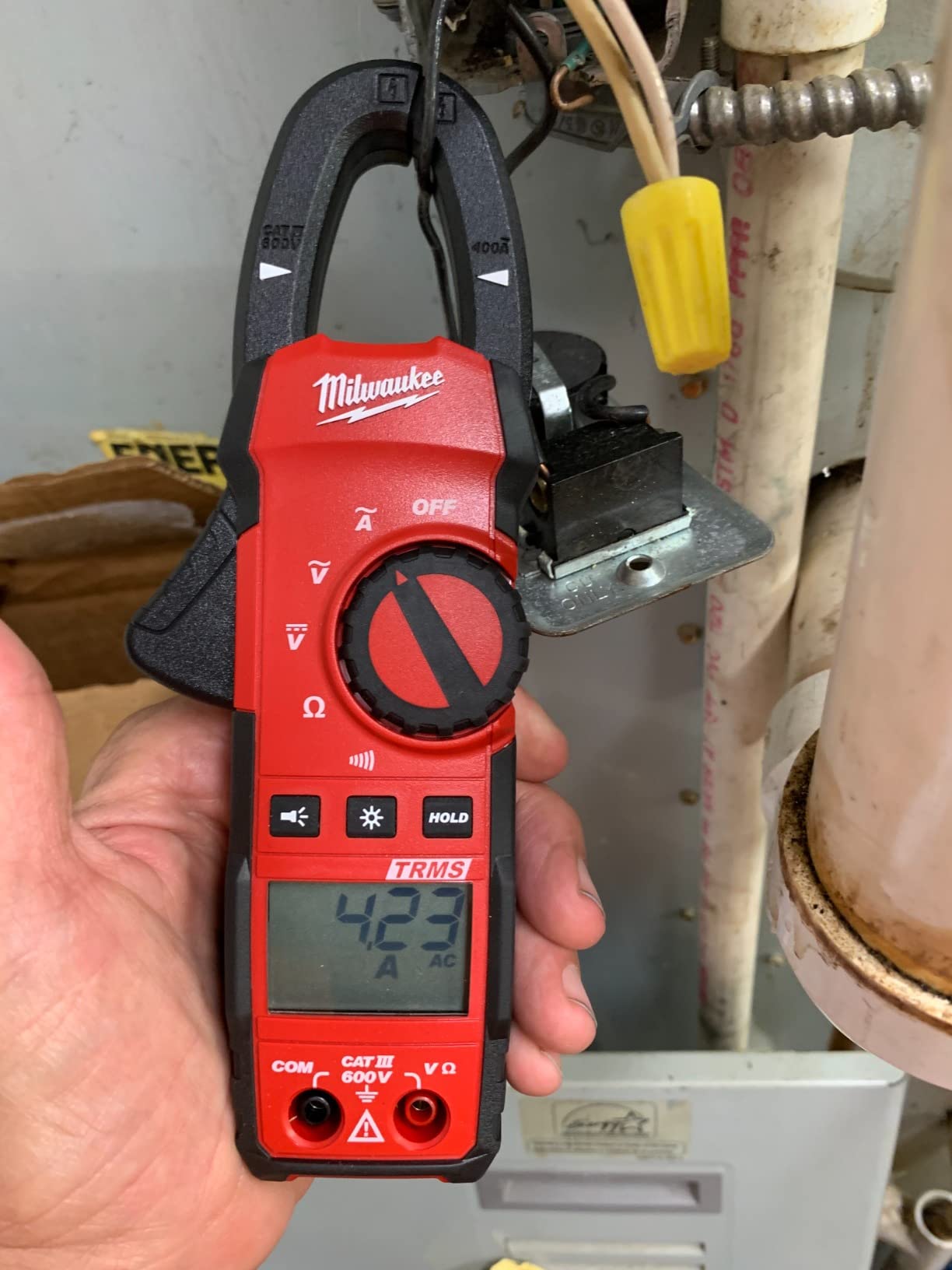 Milwaukee 2235-20 400 Amp Clamp Meter customer photo 1