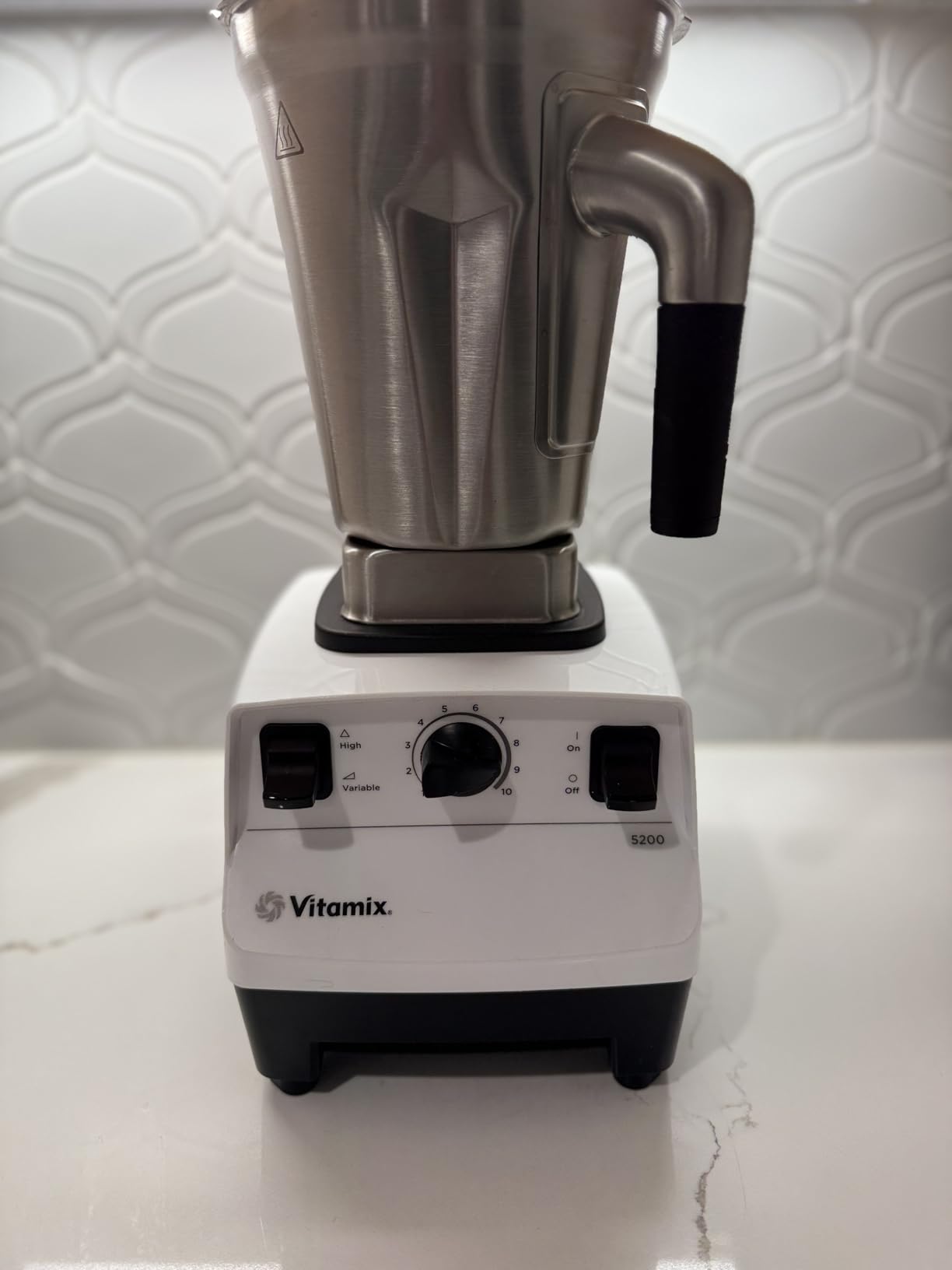 Vitamix 5200 Blender, Professional-Grade, 64 Oz Container, Black customer photo 1