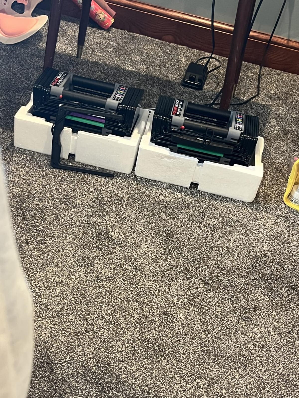 PowerBlock Elite EXP Adjustable Dumbbells, Sold in Pairs, Stage 1, 5-50 lb. | Expandable to 90 lbs per hand with Stage 2 and 3 kits which are sold separately customer photo 2
