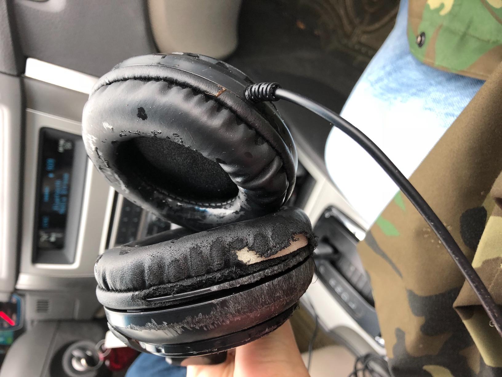 TASCAM TH-02 Professional Studio Monitor Headphones, Wired, Over Ear - for Recording, Podcast, DJ, Music and Guitar, with 1/4 Inch Jack Adapter customer photo 2
