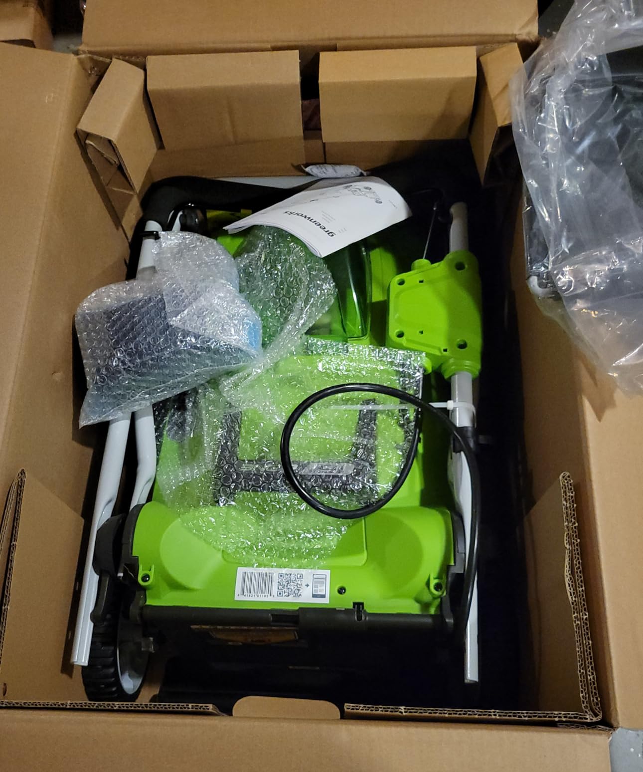 Greenworks 40V 16in Push Lawn Mower, 4.0 Ah Battery and Charger customer photo 1