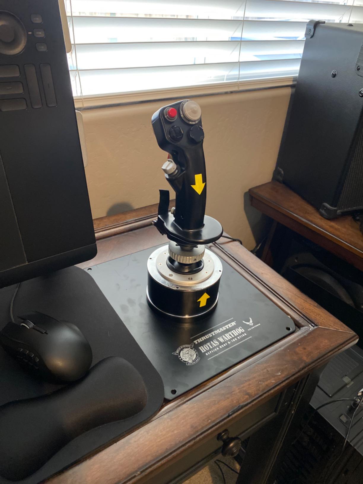 Thrustmaster HOTAS Warthog A-10C replica metal flight stick - PC customer photo 2