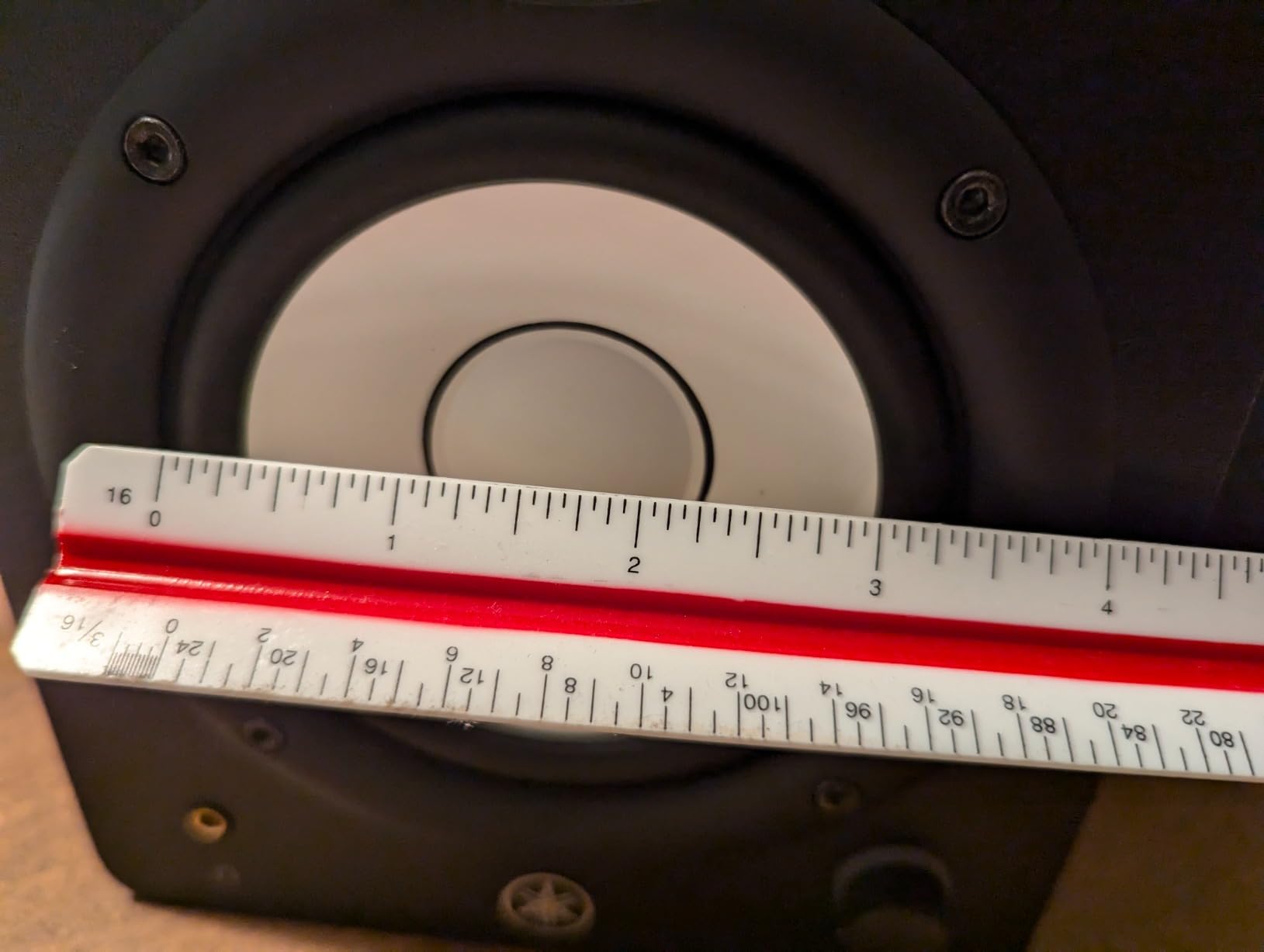 Yamaha HS5 Powered Studio Monitor customer photo 2
