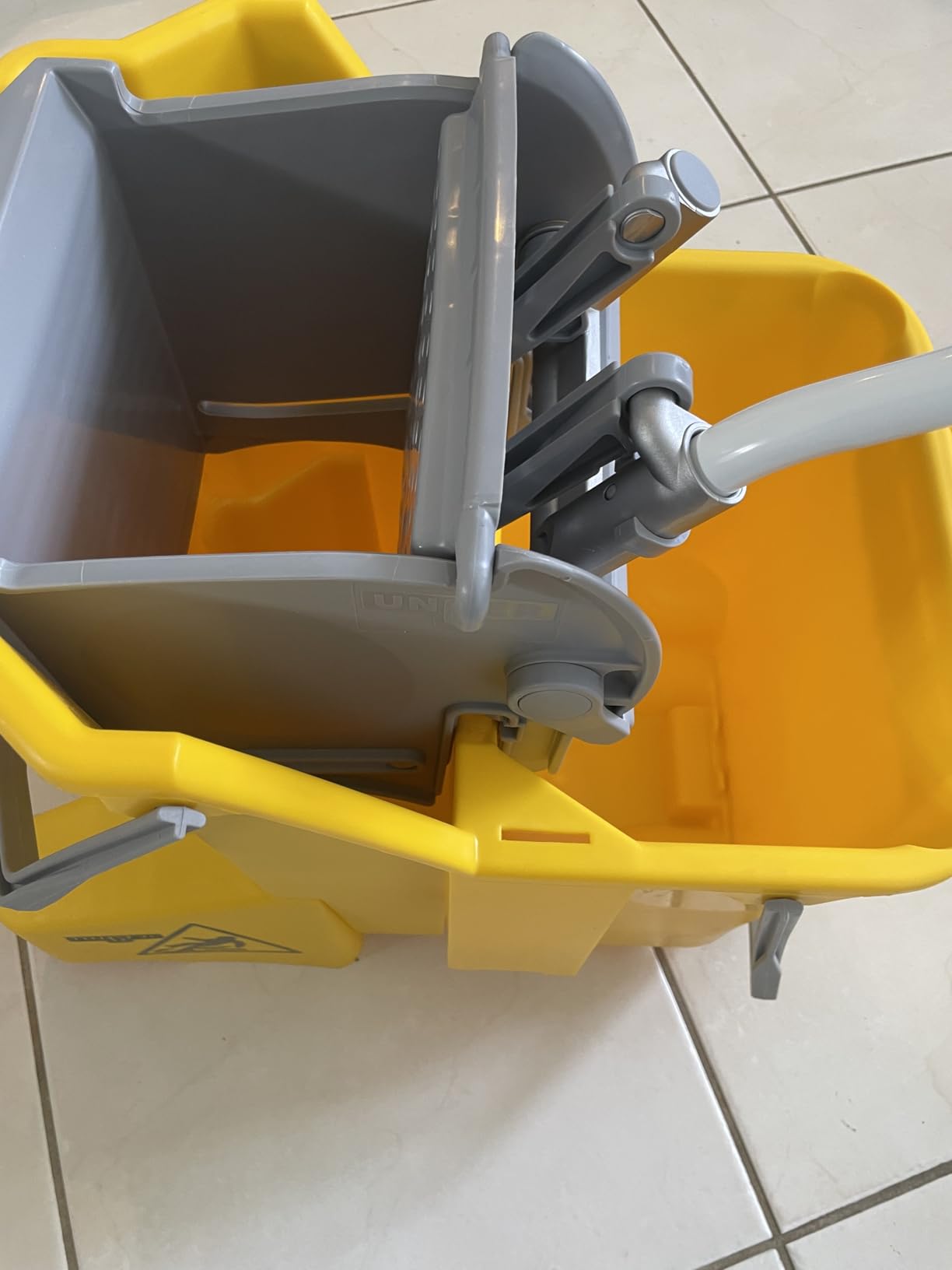 UNGER Commercial Yellow Dual-Compartment Mop Bucket with Wringer COMBY | SmartColor Compatible; 8-gallon; Side-Press Wringer for Clean/Dirty Water Separation; Features rear-mounted dump spout customer photo 2