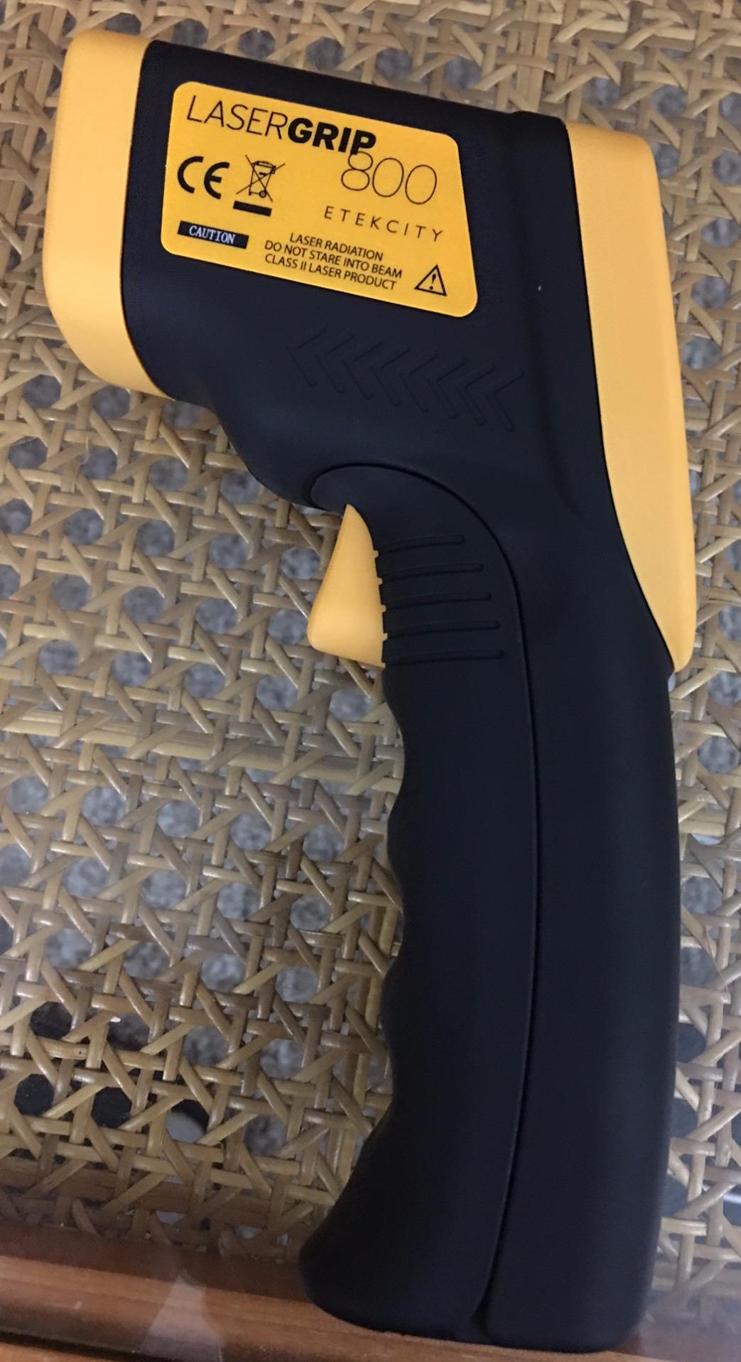 Etekcity Infrared Thermometer Laser Temperature Gun, -58°F to 1130°F | Adjustable Emissivity, MAX Display, Pizza Oven, BBQ, Meat, Candy, HVAC, Refrigerator, Non-Contact Temperature Measurement customer photo 1