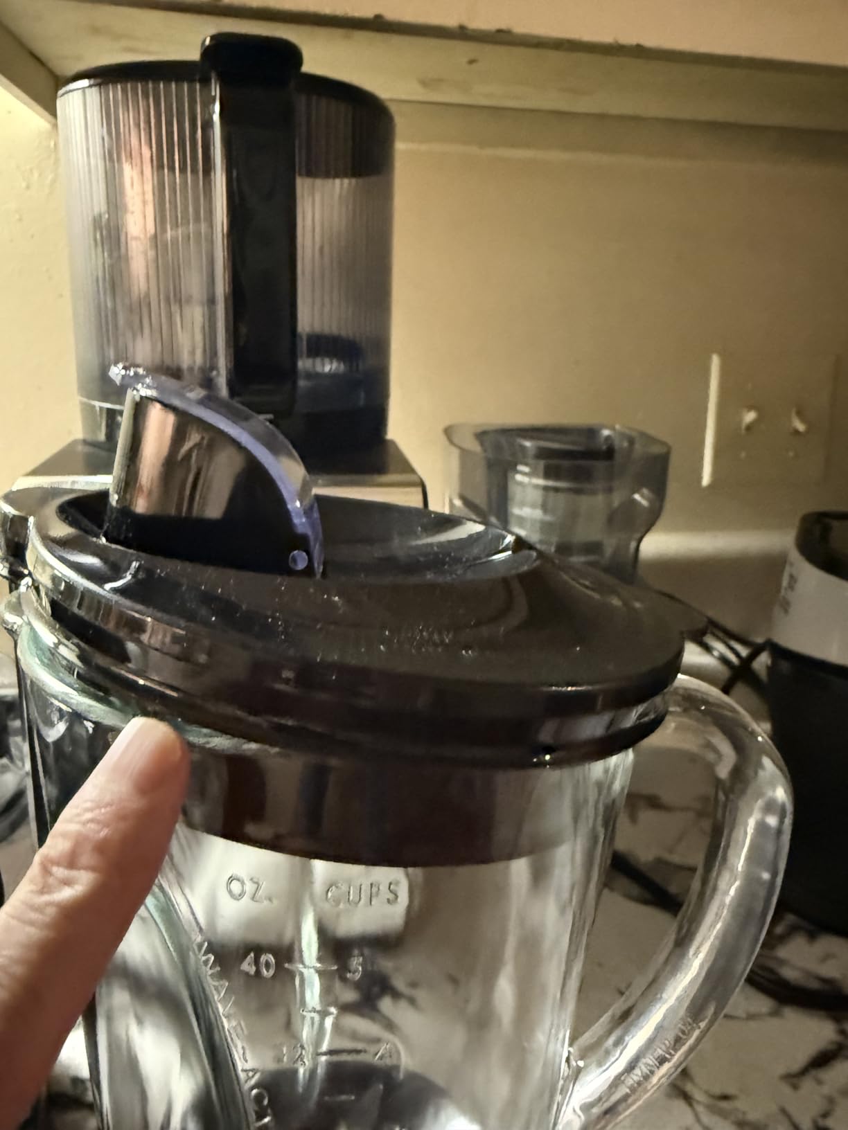 Hamilton Beach Power Elite Blender For Smoothies, 40 oz Glass Jar, 700 Watts customer photo 2