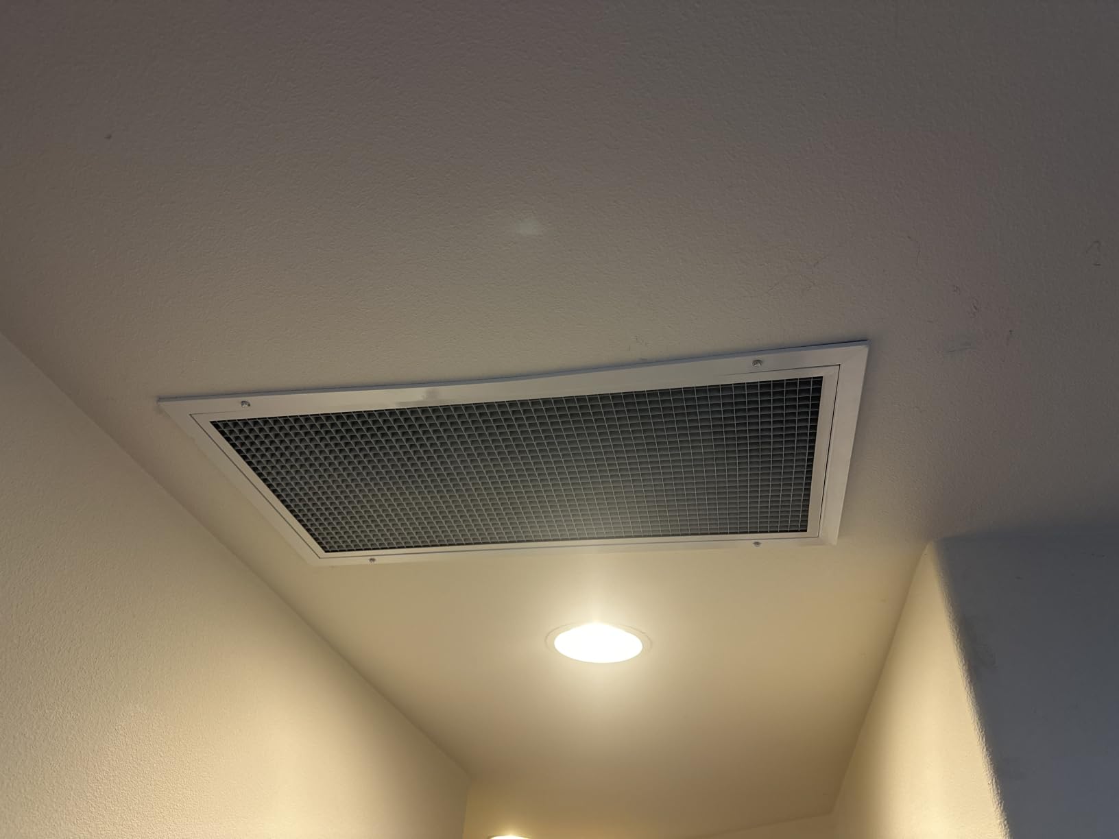 Centric Air 3.4B Whole House Fan, R-5 Insulated Damper, 3242 CFM, 2 Speed | Remote Control With Temperature & Timer, HVI-916, For Homes Up To 2800 Sqft, 15 Year Warranty, Attic Ceiling Mount Fan customer photo 2