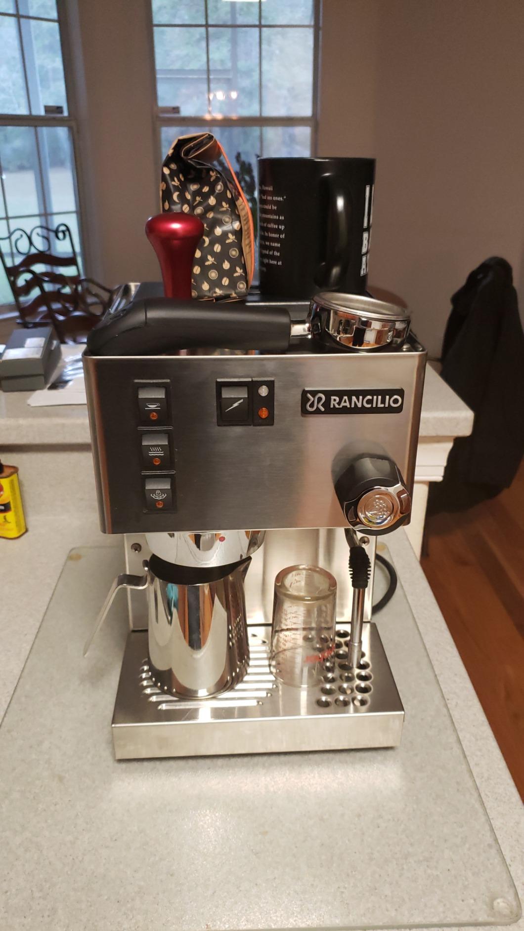 Rancilio Silvia Espresso Machinet,0.3 liters, with Iron Frame and Stainless Steel Side Panels, 11.4 by 13.4-Inch customer photo 1