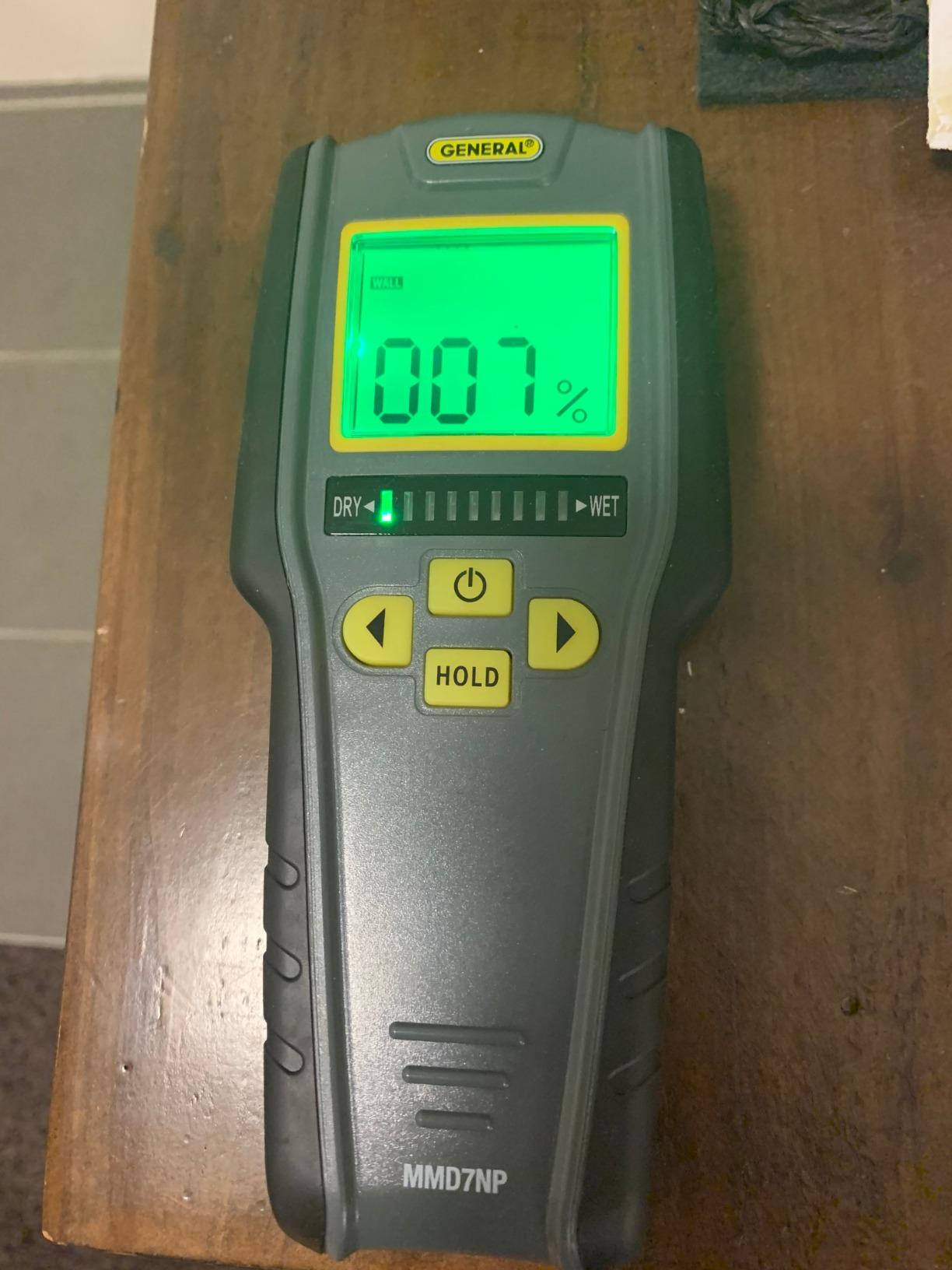 General Tools Digital Moisture Meter MMD7NP - Humidity Sensor- Pinless and Non-Invasive | Non-invasive moisture detector for walls, wood floors & concrete. Wood moisture meter for building materials & houses. customer photo 1