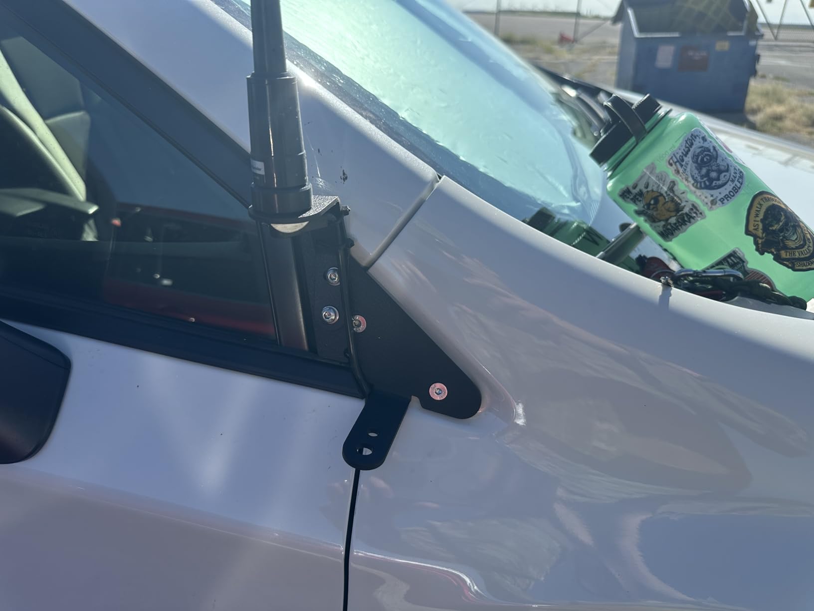 Comet CA-2X4SRNMO Dual Band Mobile Antenna 144/440 MHz - High Gain VHF UHF NMO Mount Antenna for Ham Radio, GMRS, and Vehicle Use - Compatible with Icom, Yaesu, Kenwood, and Other Mobile Radios customer photo 1