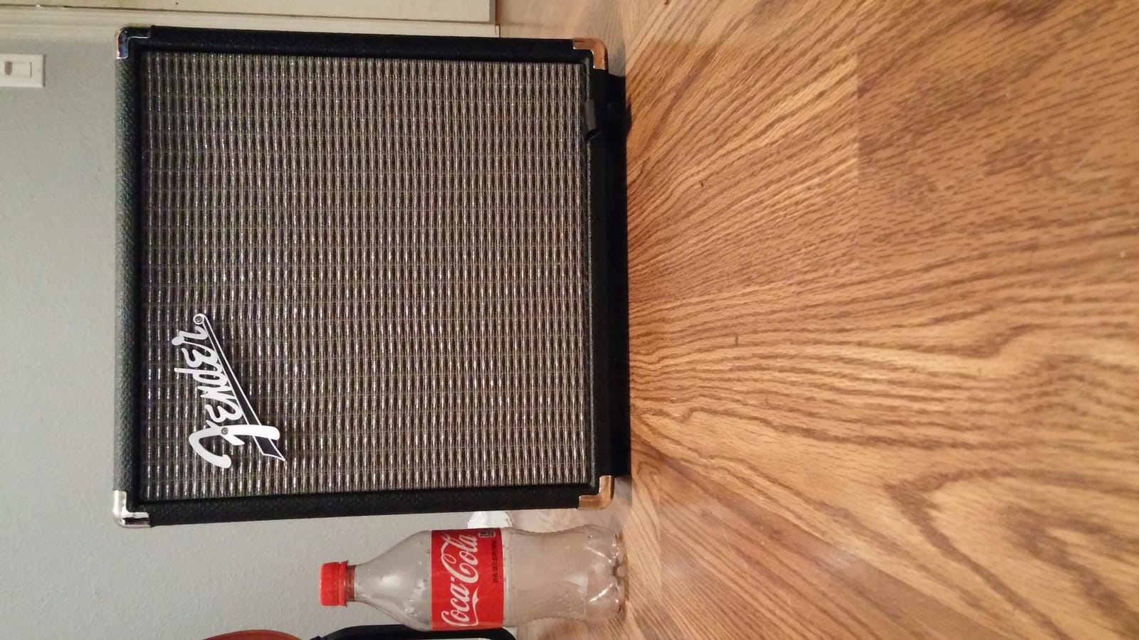 Fender Rumble 15 V3 Bass Guitar Amplifier, 15W Amp, Combo Amp, 2Yr Warranty | 3 Band EQ, Aux Input and Headphone Output, Black/Silver customer photo 2
