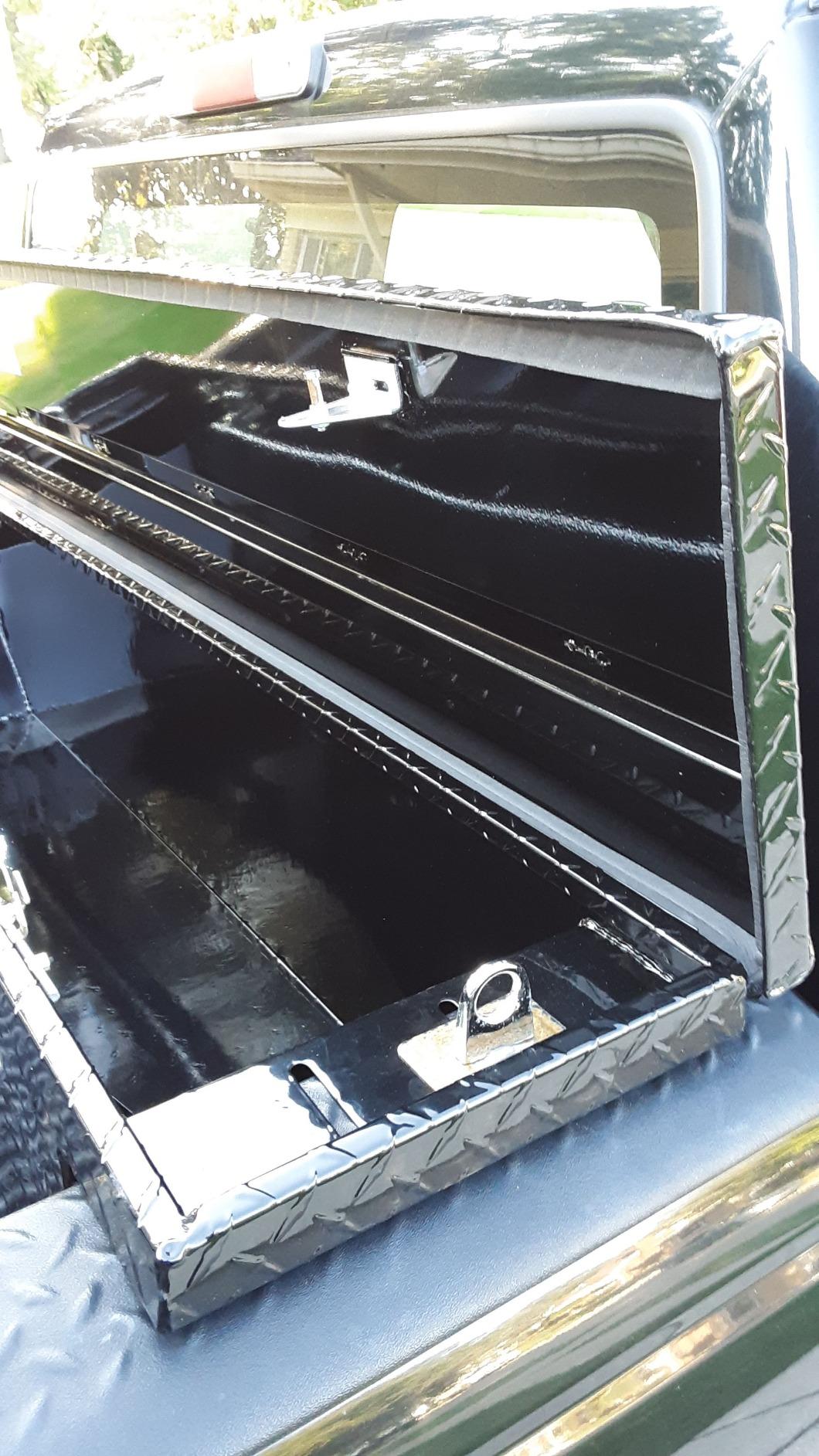 Better Built 73210285 Truck Tool Box, Black customer photo 1