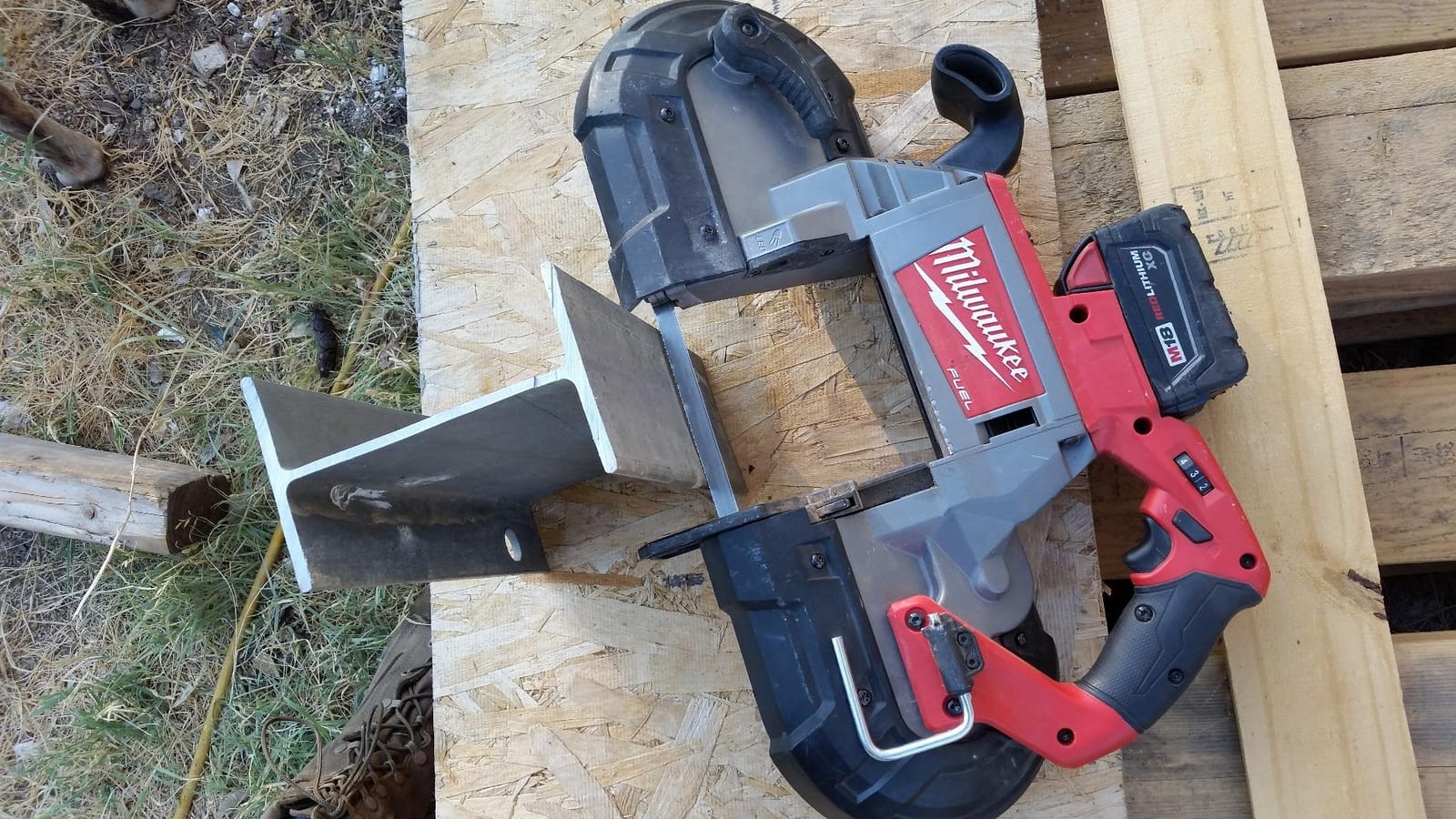 Milwaukee's 2729-20 M18 Fuel Deep Cut Band Saw Tool Only customer photo 2