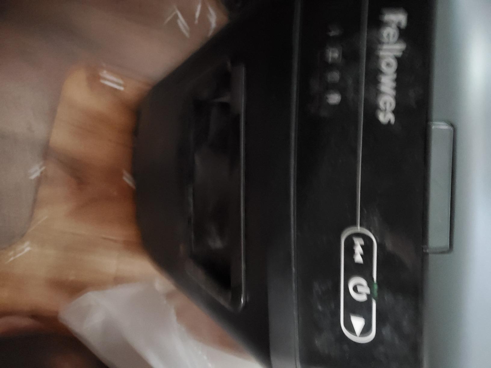 Fellowes AutoMax 150C Cross-Cut 150-Sheet Commercial Paper Shredder with Auto Feed (4694001) customer photo 1