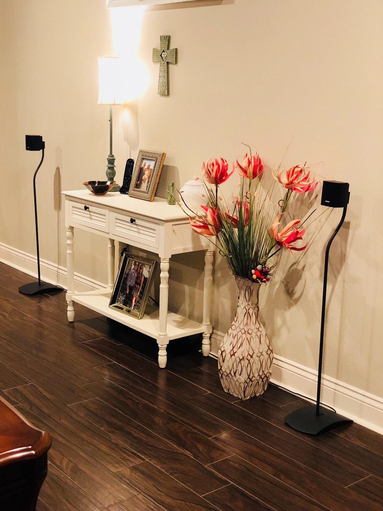 Bose UFS-20 Series II Universal Floor Stands customer photo 1