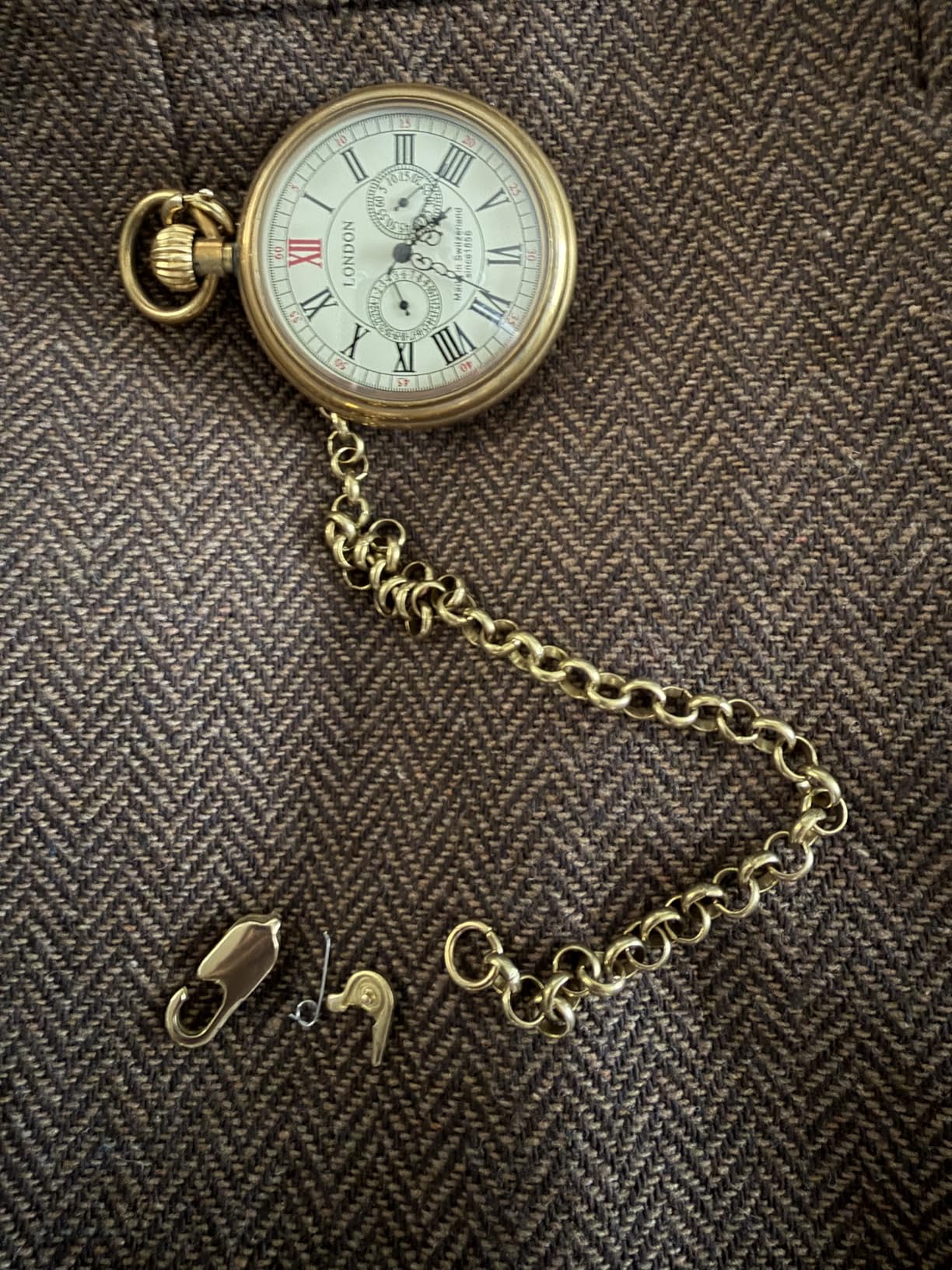 VIGOROSO Classic Mechanical Pocket Watches for Men Pocket Watch with Chain customer photo 1