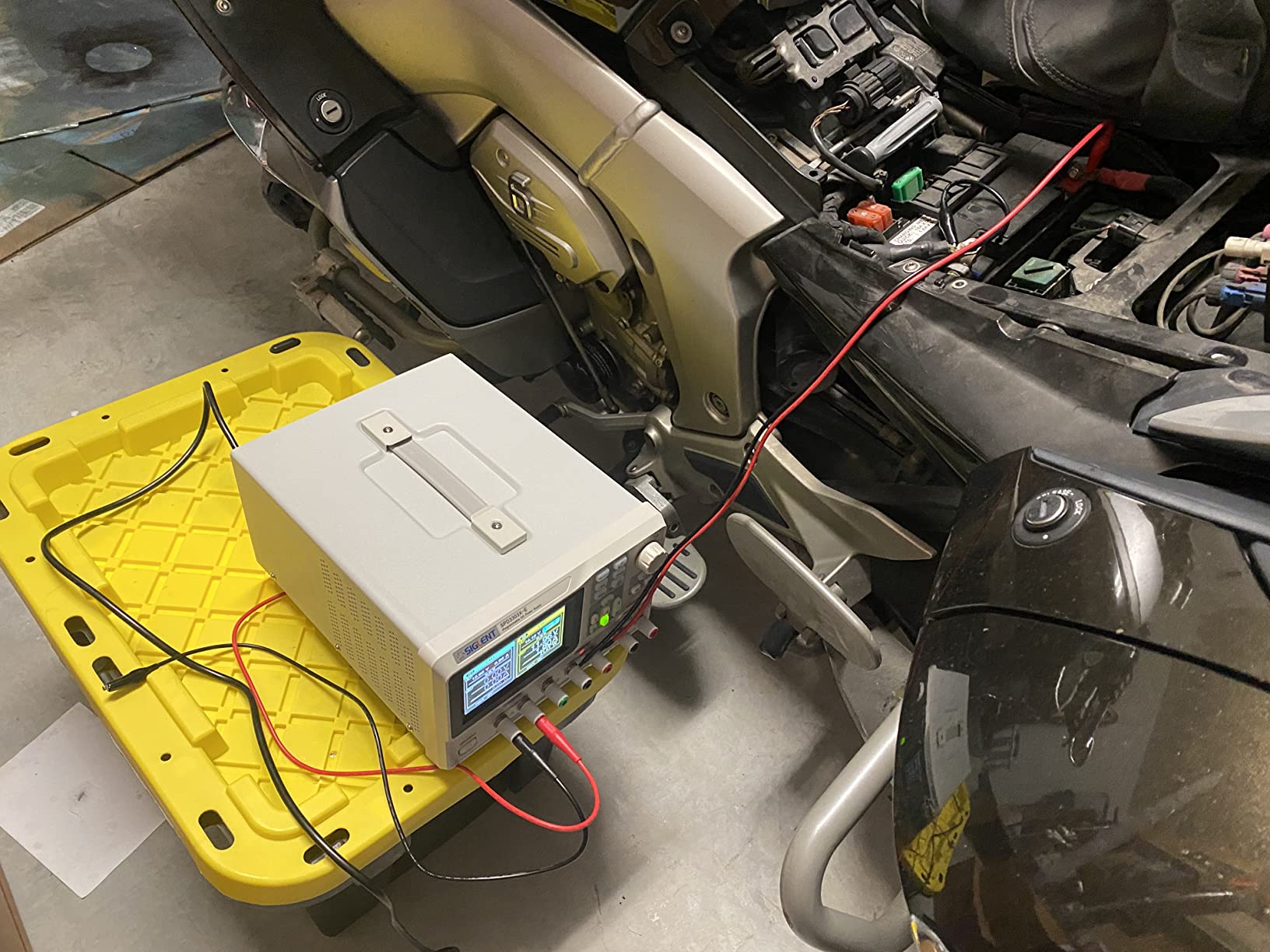 Siglent Technologies SPD3303X-E Triple Output Power Supply customer photo 1