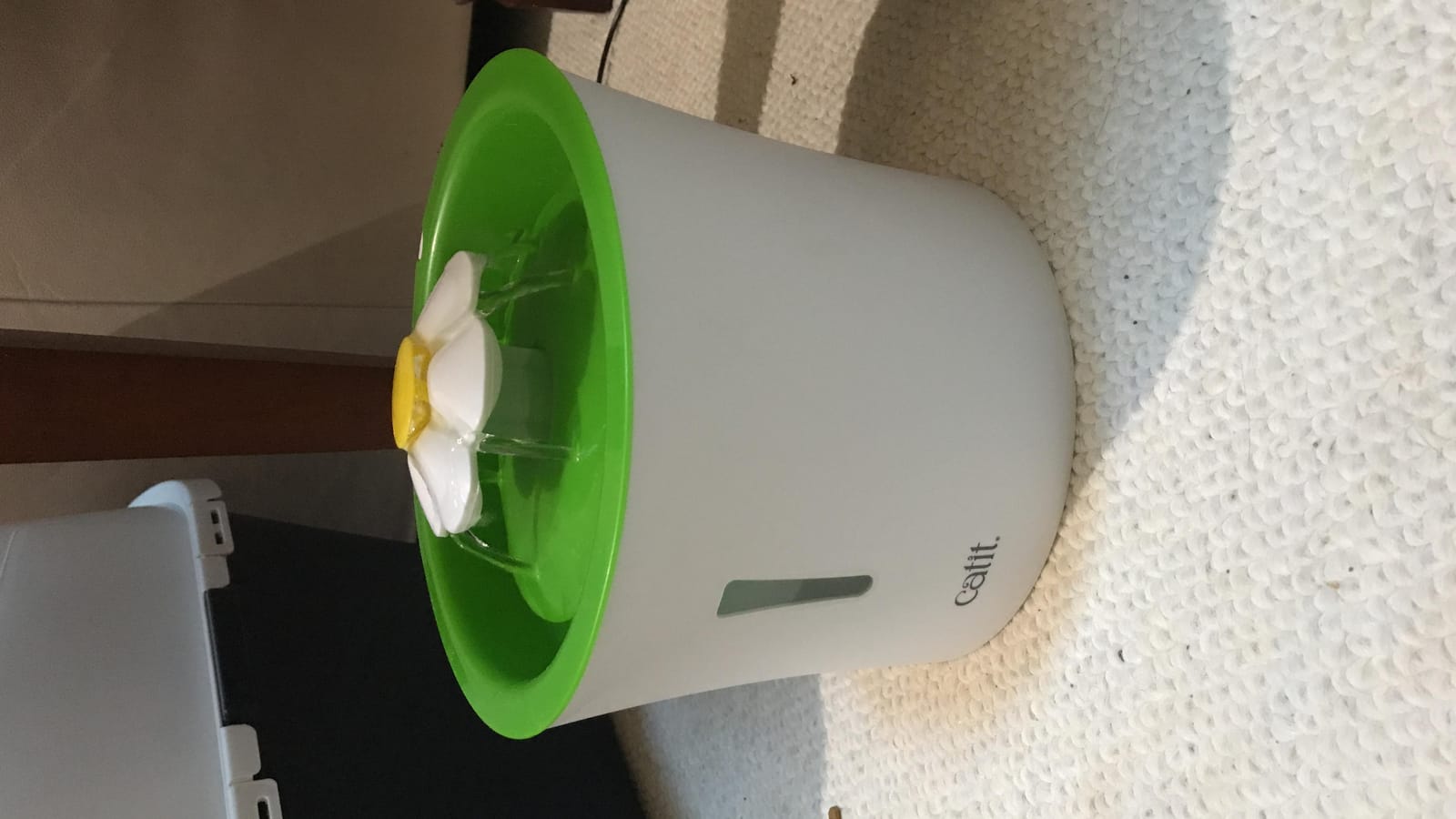 Catit Flower Fountain with Triple Action Filter, 3 L, Green | Cat Drinking Water Fountain customer photo 1