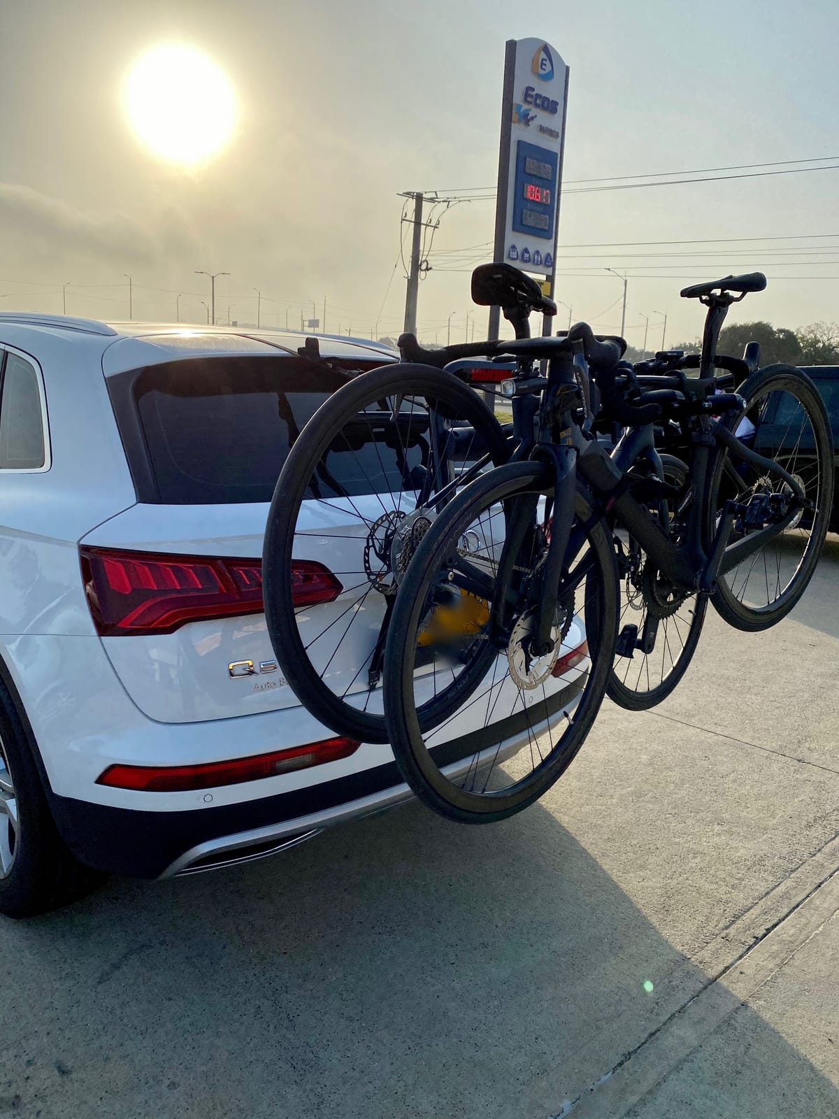 Yakima FullBack 3 Premium Trunk Bike Rack, Holds 3 Bikes, Tool-Free Installation, SuperCush ZipStrips, Foldable Arms, SKS Locks, Bottle Opener customer photo 1