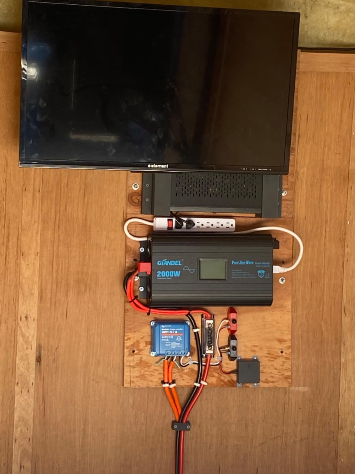 Victron Energy BlueSolar MPPT Solar Charge Controller 75V, 15A, 12/24V | Charge Controllers for Solar Panels customer photo 2