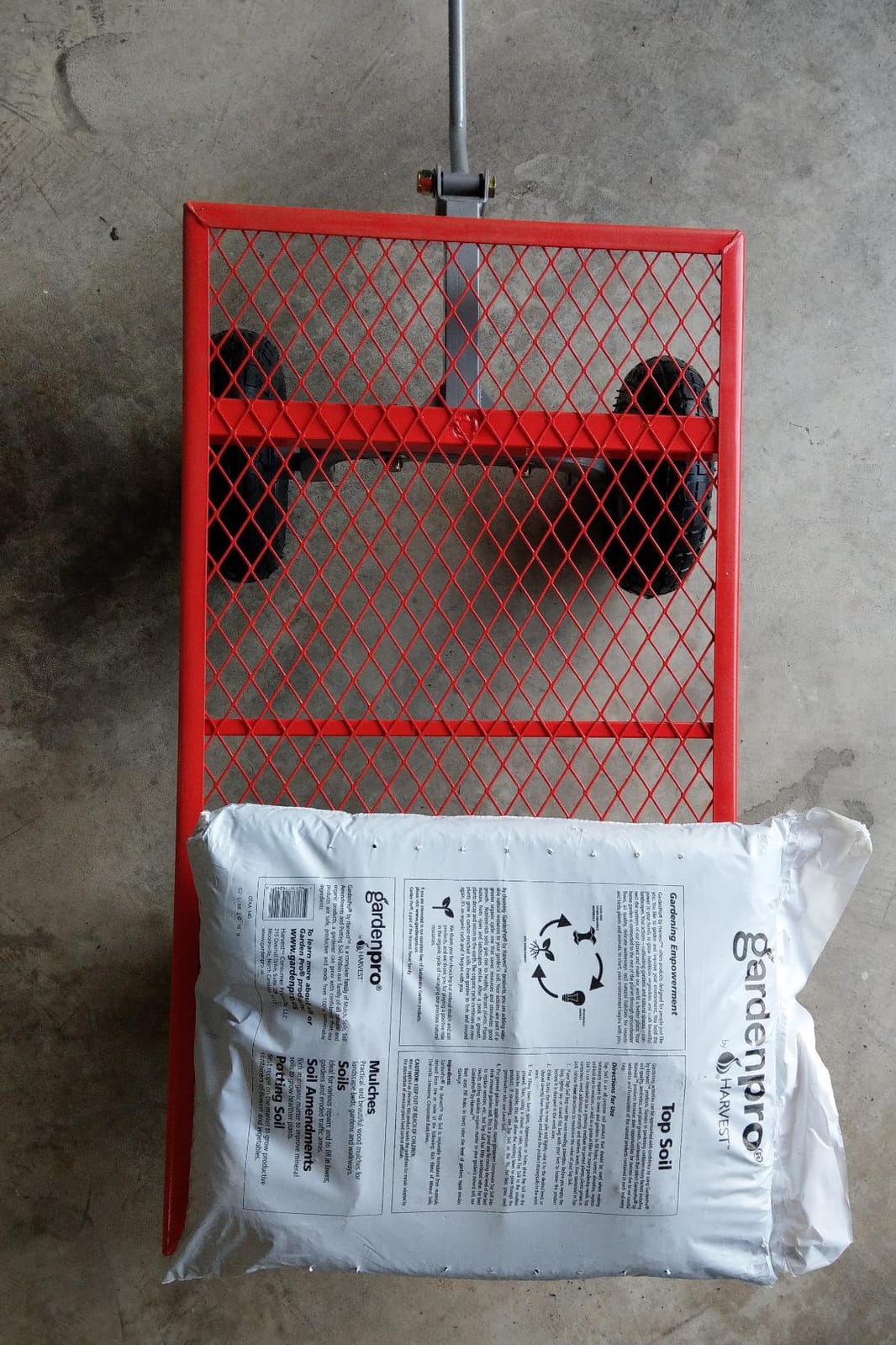 Gorilla Carts 800-Pound Capacity Heavy Duty Steel Mesh Versatile Utility Garden Wagon with Easy Grip Handle for Outdoor Hauling, Red, Model GOR800-COM | 800-lb Capacity Steel Utility Garden Cart for Homeowners and Contractors Hauling Firewood, Bricks and Yard Debris customer photo 1