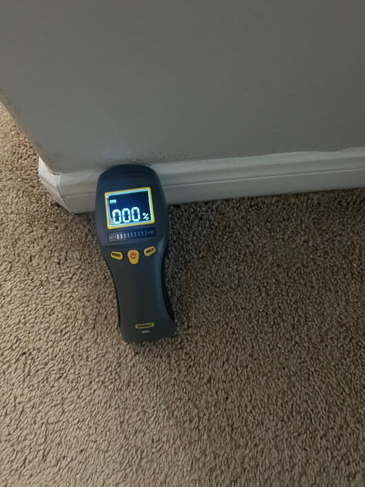 General Tools LCD Moisture Meter #MM8 - Leak and Humidity Detector - Pinless and Non-Invasive customer photo 1